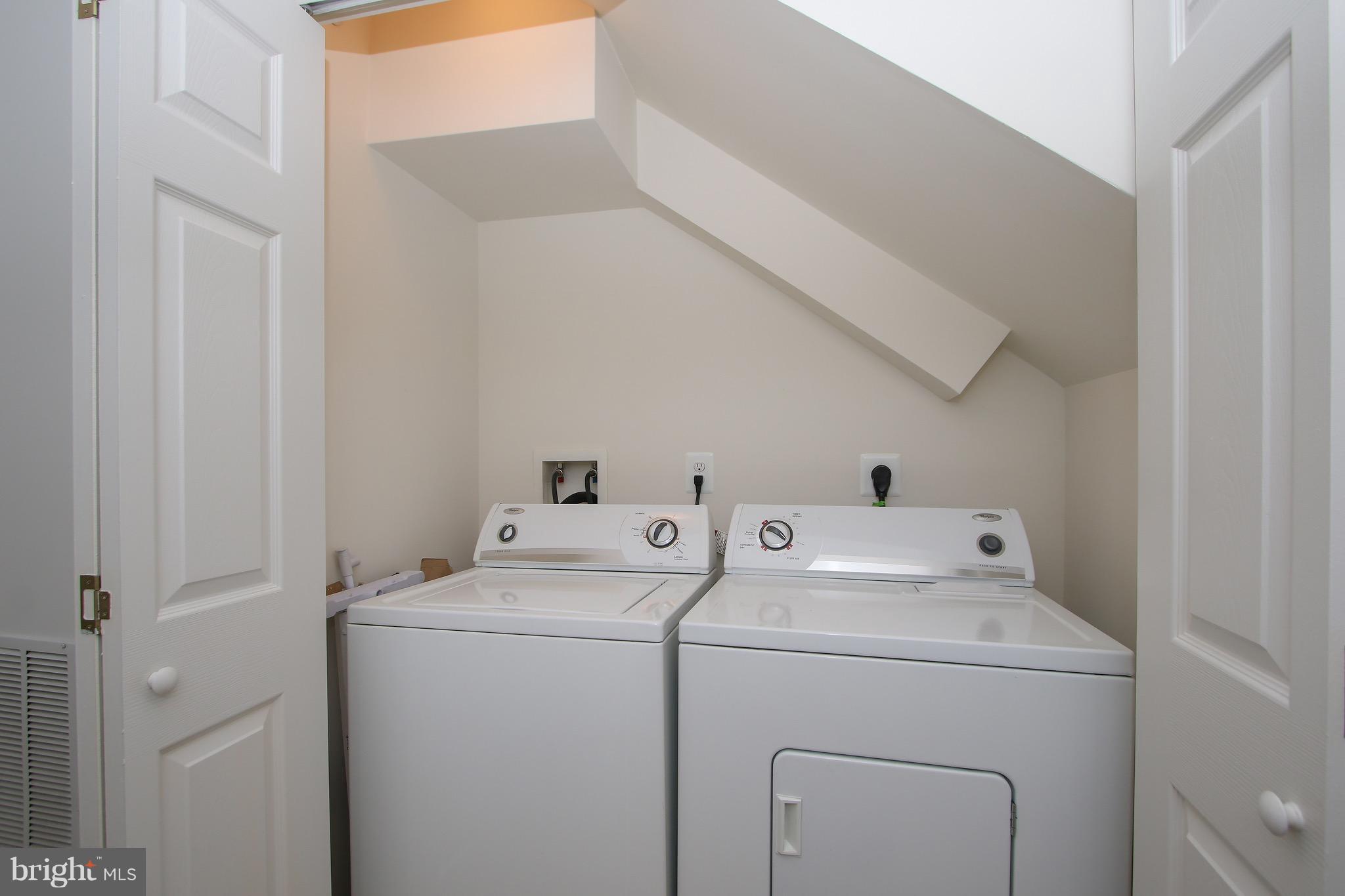 LINCOLN TERRACE - Residential
