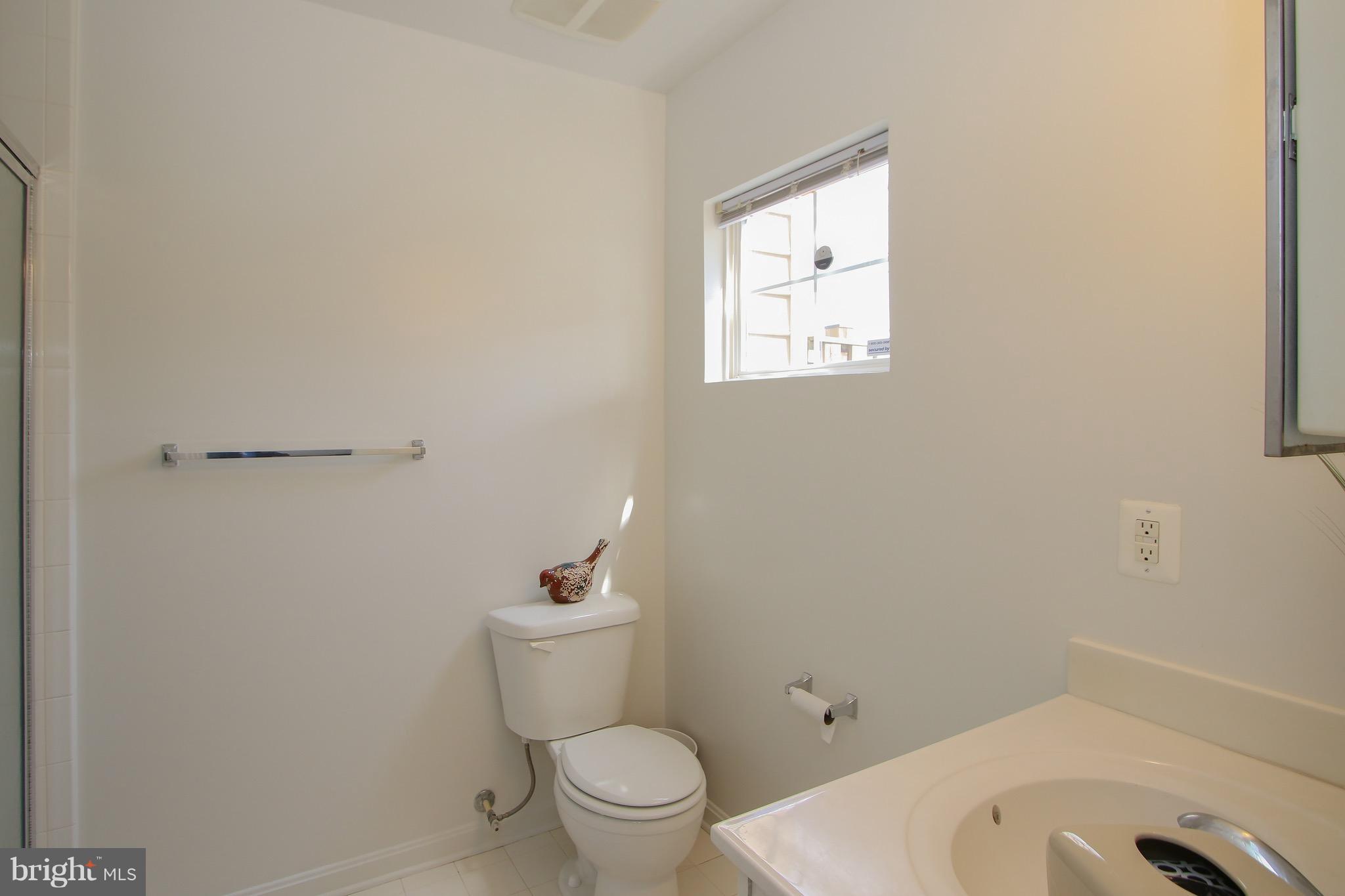 LINCOLN TERRACE - Residential