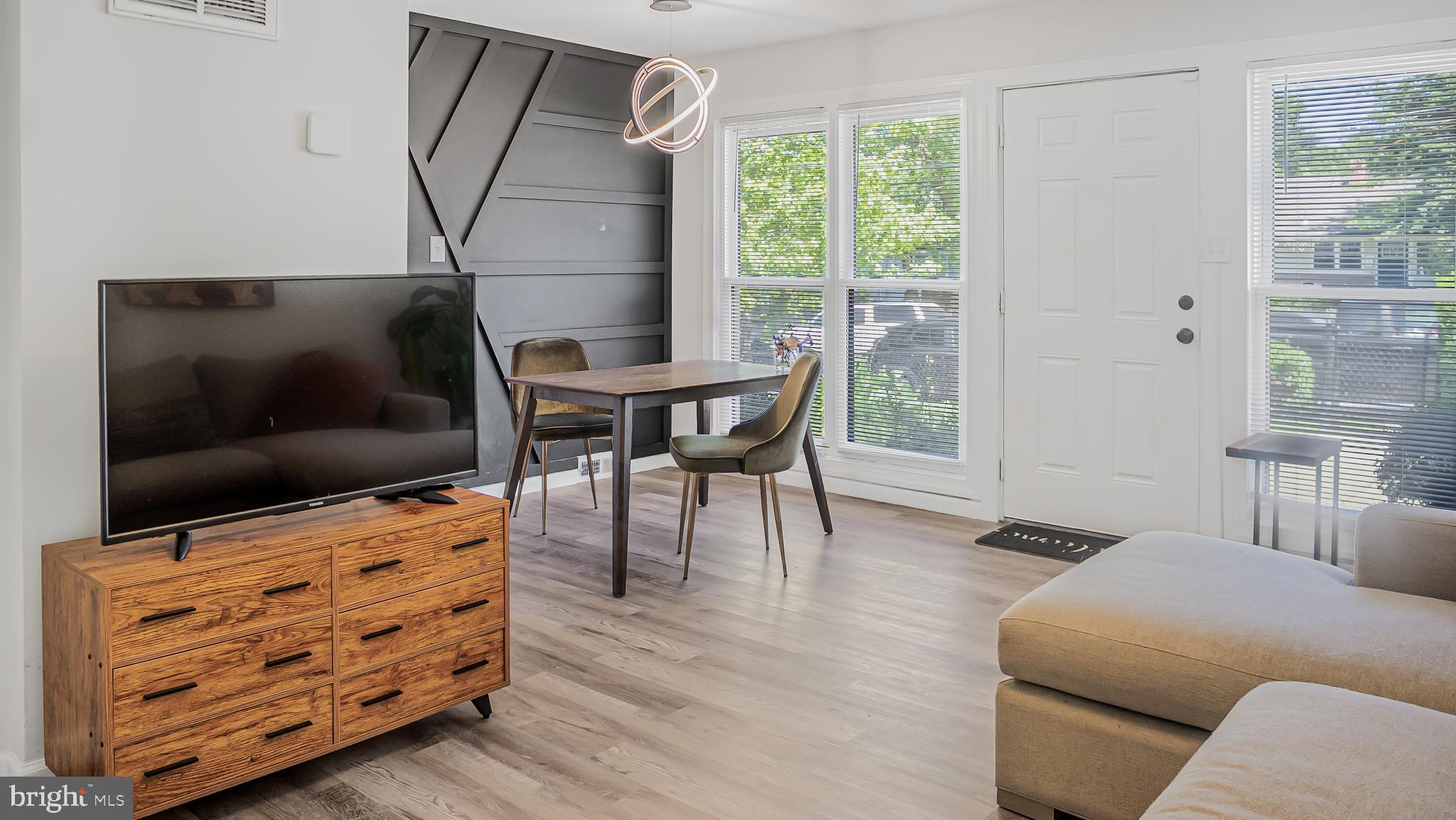 PALMER PARK - Residential