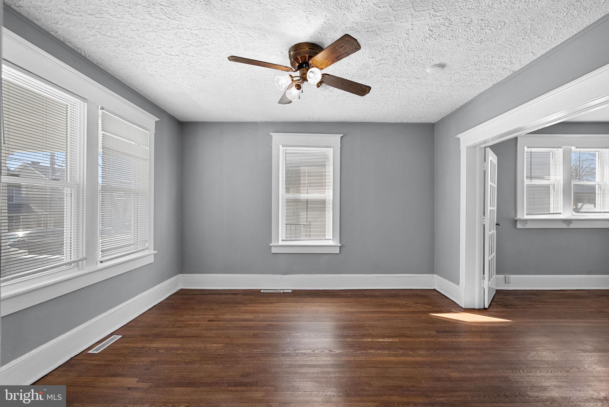 WINCHESTER CITY - Residential