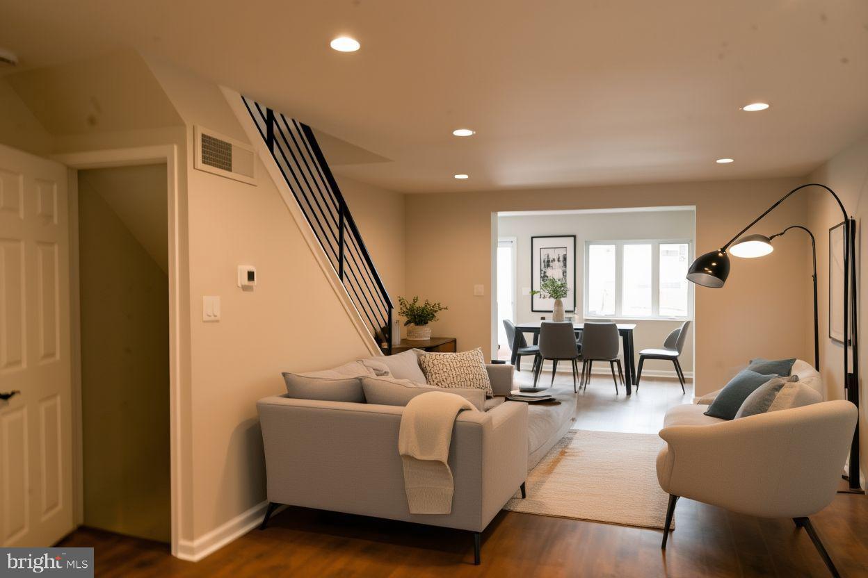 PHILADELPHIA (SOUTHWEST) - Residential