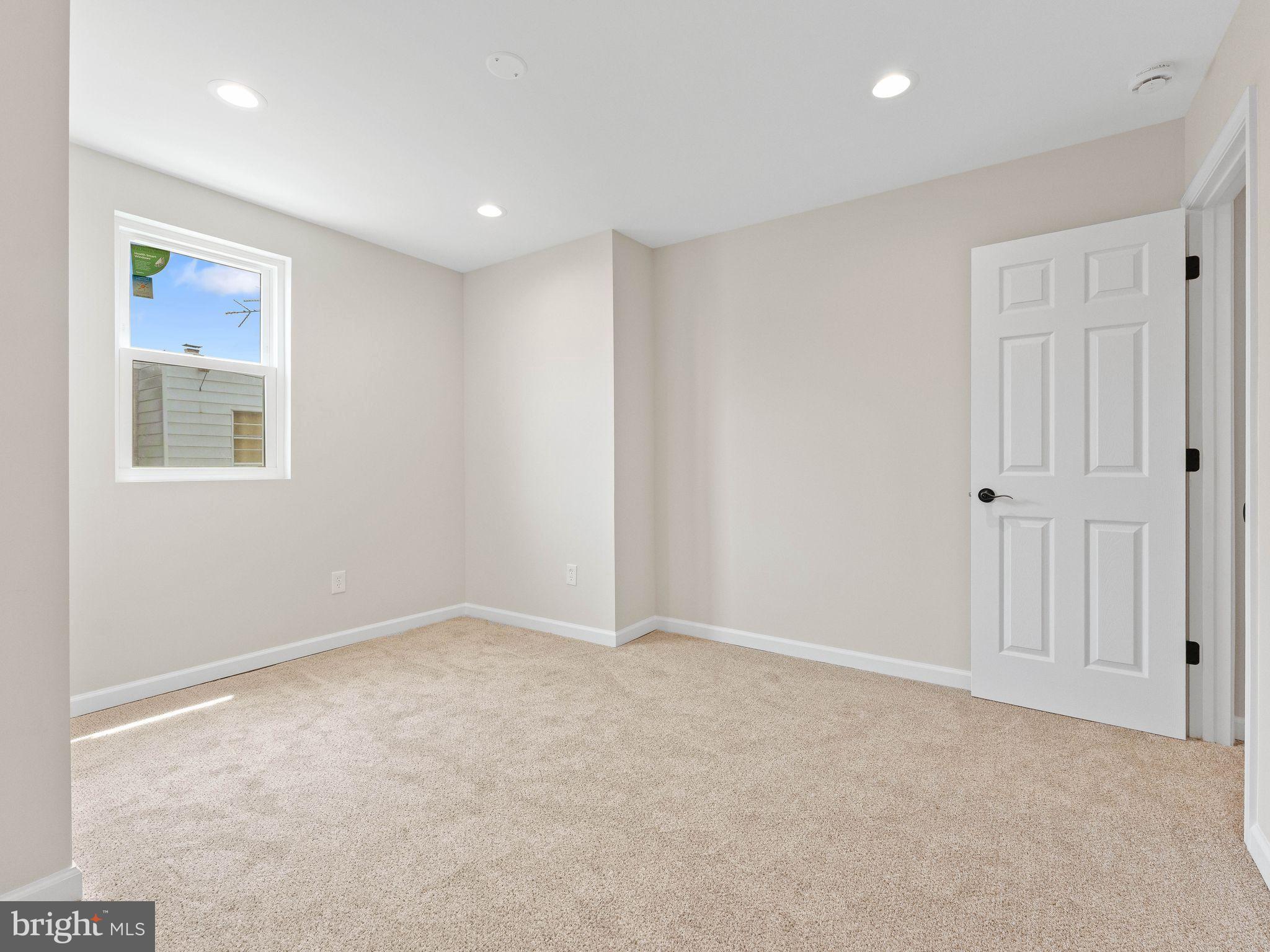 PHILADELPHIA (SOUTHWEST) - Residential