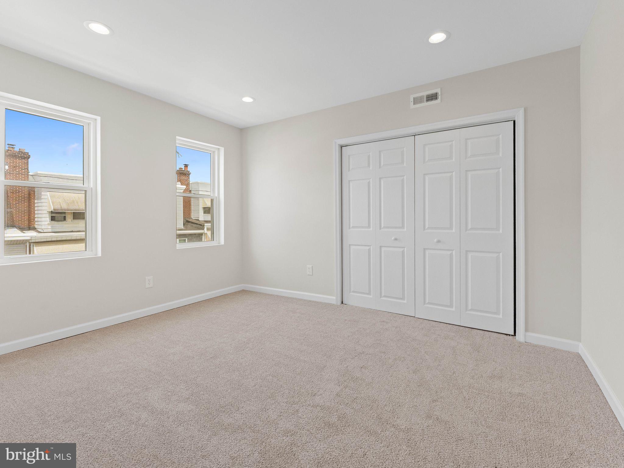 PHILADELPHIA (SOUTHWEST) - Residential