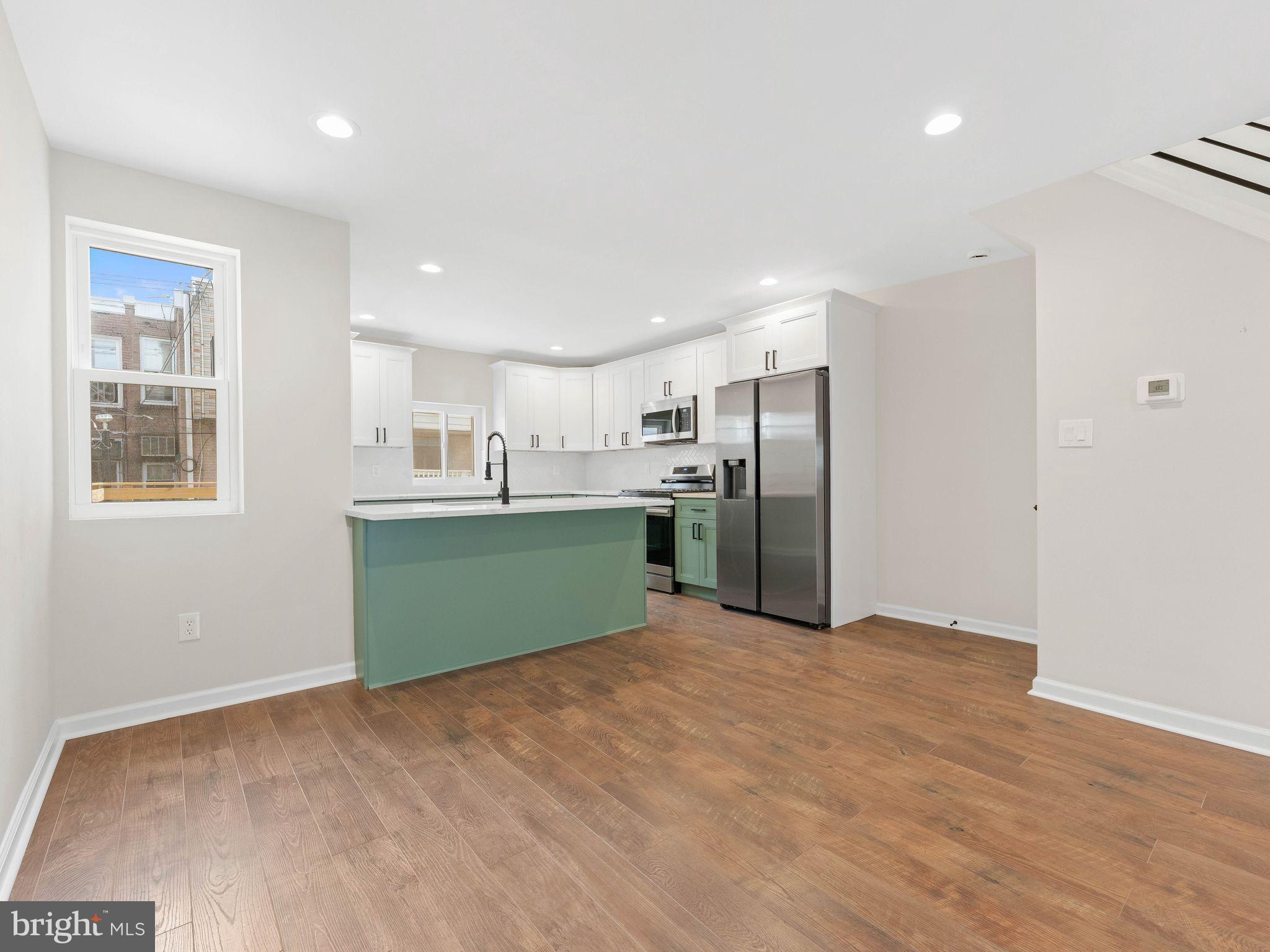 PHILADELPHIA (SOUTHWEST) - Residential