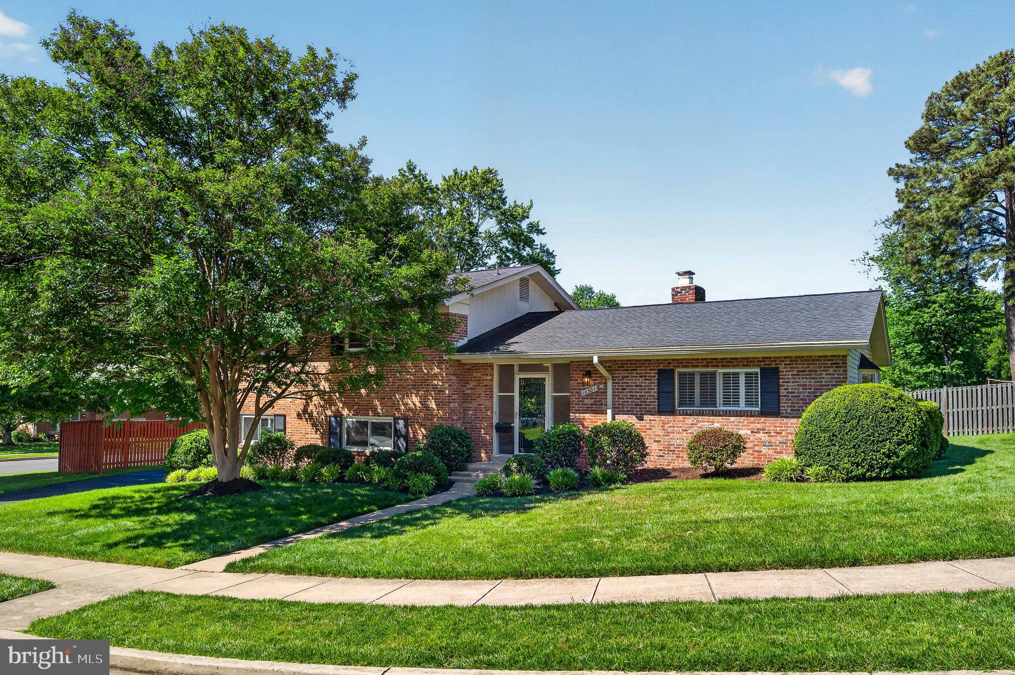 OPEN HOUSE  June 7 (12-2)  Welcome to this beautifully updated 4-bedroom, 2.5-bath home ideally situated on a quiet cul-de-sac in the heart of Fairfax City. Thoughtfully renovated throughout, this exceptional residence seamlessly blends timeless charm with modern sophistication, offering truly move-in ready living in one of Northern Virginia’s most sought-after locations. From the moment you step inside, you’ll appreciate the newly refinished hardwood flooring flowing throughout the foyer, living room, and all four bedrooms, complemented by fresh paint, abundant natural light, and a cohesive design aesthetic. Brand new luxury vinyl plank flooring extends throughout the remainder of the home, while all new light fixtures elevate the polished and updated feel throughout.  The nicely updated kitchen features newer cabinetry, Corian countertops, and brand new stainless steel appliances, creating the perfect blend of style and functionality for both everyday living and effortless entertaining. Conveniently located just off the kitchen is the laundry area, complete with abundant built-in storage and pantry space. Continue down the hall to find a beautifully updated powder room, a flexible home office or gym space, and a large storage room offering exceptional versatility and organization options rarely found at this price point. The oversized dining room provides the ideal setting for hosting large family gatherings, holiday celebrations, and memorable dinner parties. The formal living room offers yet another inviting space, highlighted by a charming wood-burning fireplace. Head up a few stairs to the bedroom level, where you’ll find four nicely sized bedrooms, including a spacious primary suite complete with its own ensuite bath. All bathrooms throughout the home have been tastefully refreshed with updated vanities, mirrors, lighting, and hardware, creating bright and inviting spaces throughout. Continue on to the spacious family room addition, which serves as the heart of the home, featuring custom built-in shelving, elegant plantation shutters, and generous space for both relaxing evenings and entertaining guests.   Outside, the home’s curb appeal is further enhanced by a large, newly resealed driveway offering ample parking, along with a covered and secure exterior storage shed perfect for lawn equipment, bikes, tools, or seasonal storage. A convenient side entrance off the driveway provides easy everyday access directly into the home.

Additional improvements include brand new stainless steel kitchen appliances (2026), all new flooring (2026), full interior paint (2026), new lighting throughout (2026), Sump Pump (2026), Plantation shutters (2023), HVAC system (2020), washer and dryer (2021), Roof (2016), Bay window (2018), and a newly resealed driveway.

Privately tucked away, yet incredibly convenient, this home offers a premier Fairfax City location just moments from Old Town Fairfax, boutique shopping, restaurants, coffee shops, parks, and local events. Commuters will appreciate easy access to Route 66, Route 123, Main Street, Lee Highway, Fairfax Boulevard, Fairfax County Parkway, and the Beltway.
Comfort, Convenience, and true move-in ready living  this exceptional Fairfax City home truly has it all.