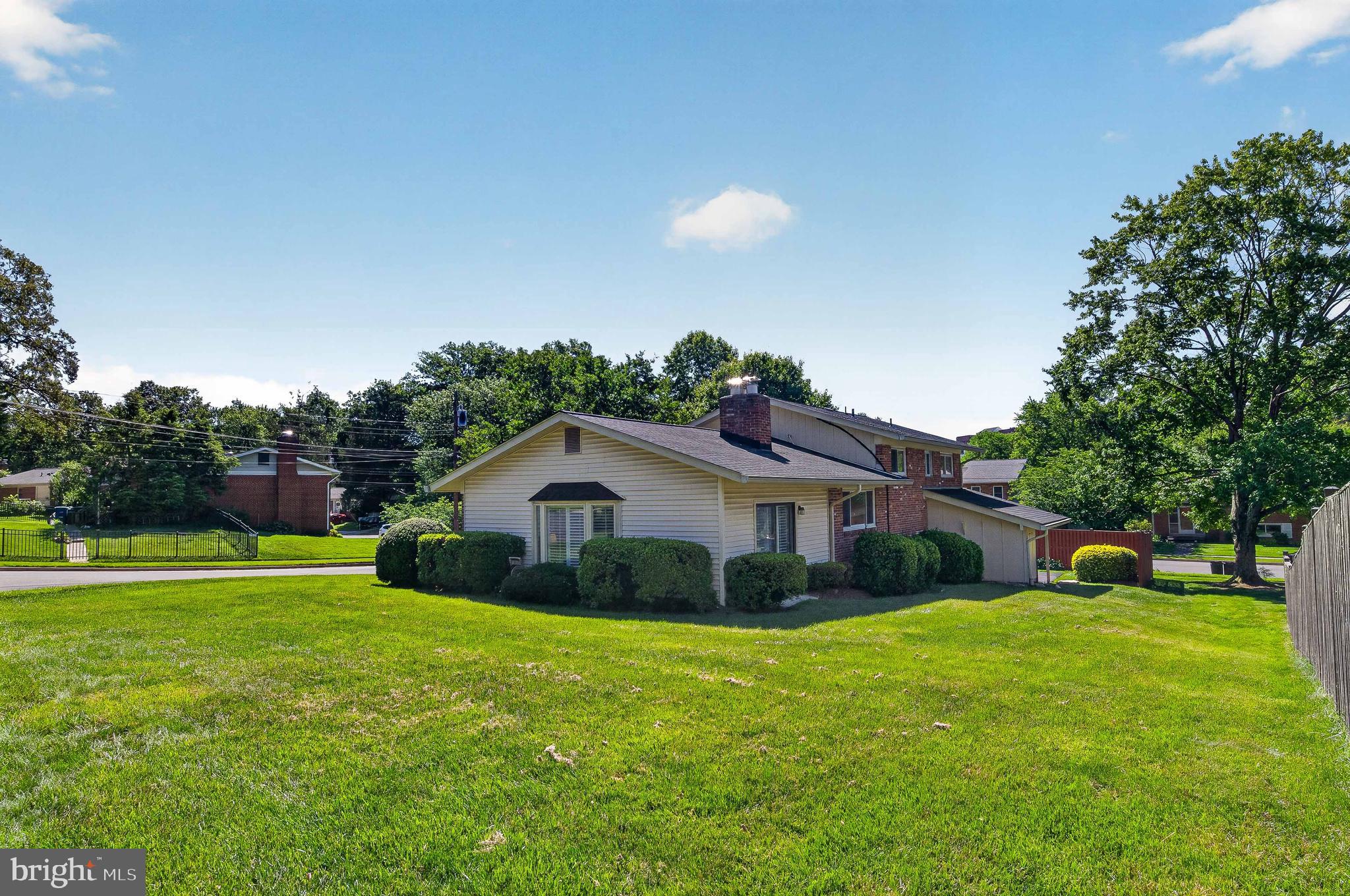 LAYTON HALL - Residential