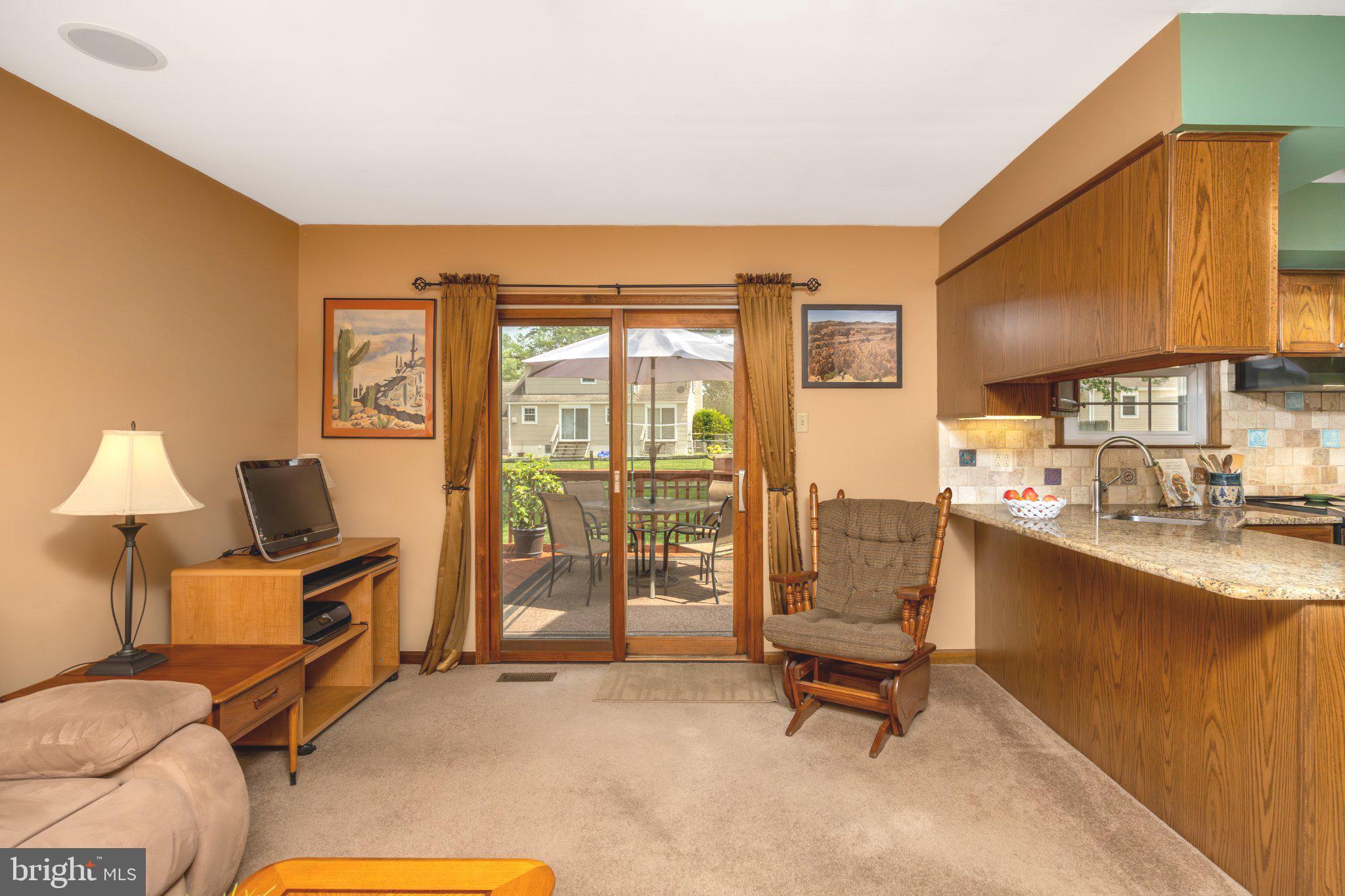 VILLAGE GREENE - Residential