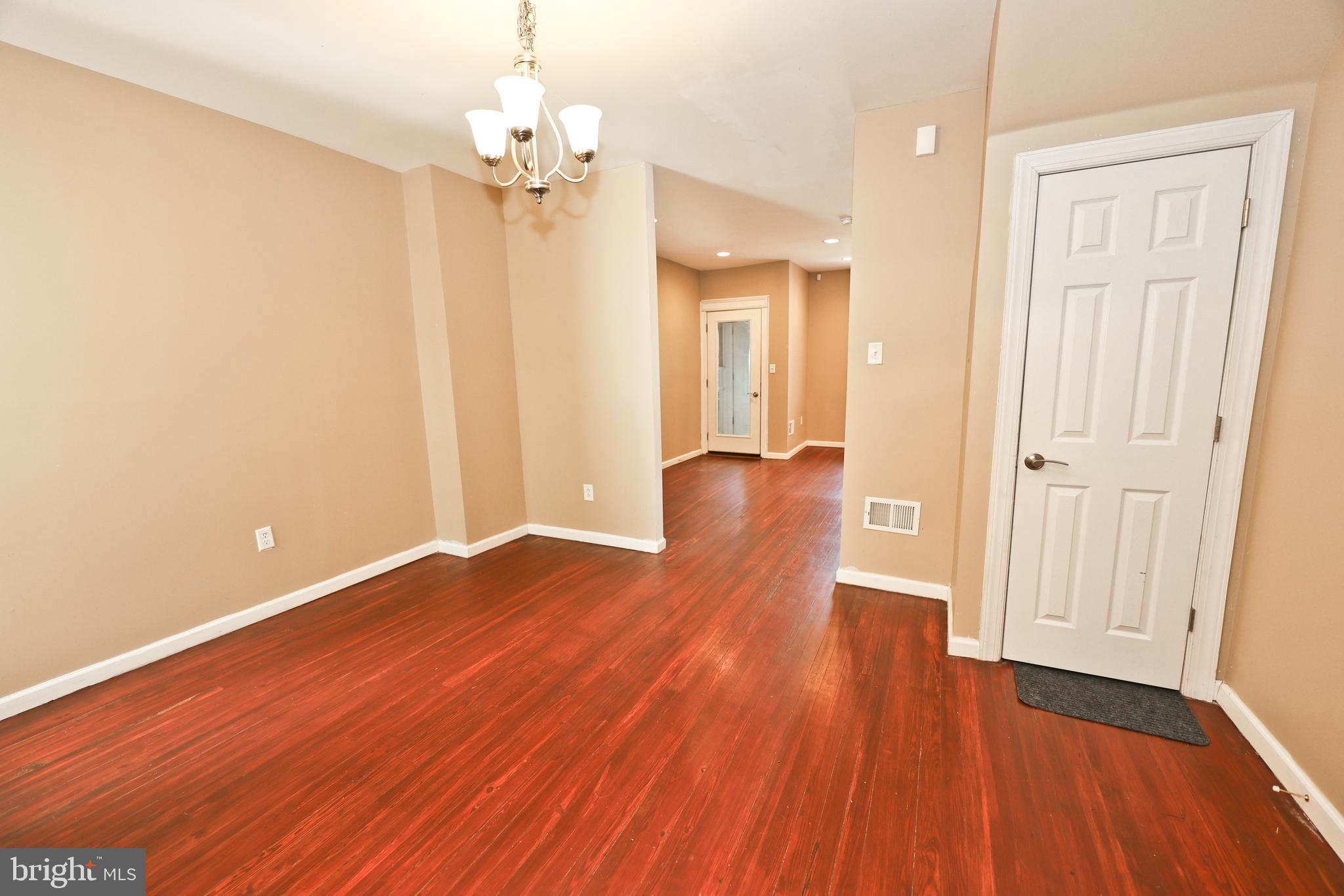 COBBS CREEK - Residential
