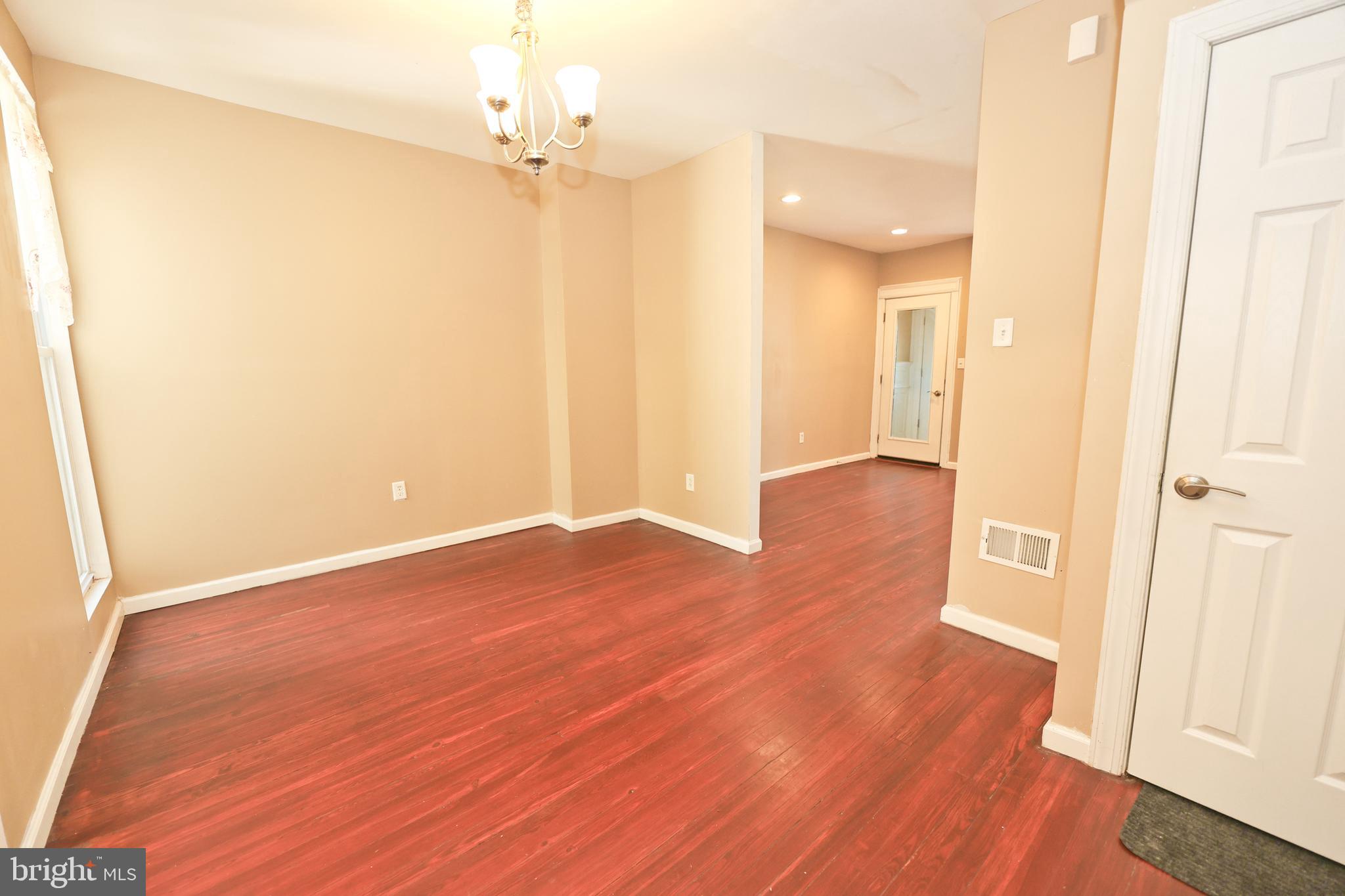 COBBS CREEK - Residential