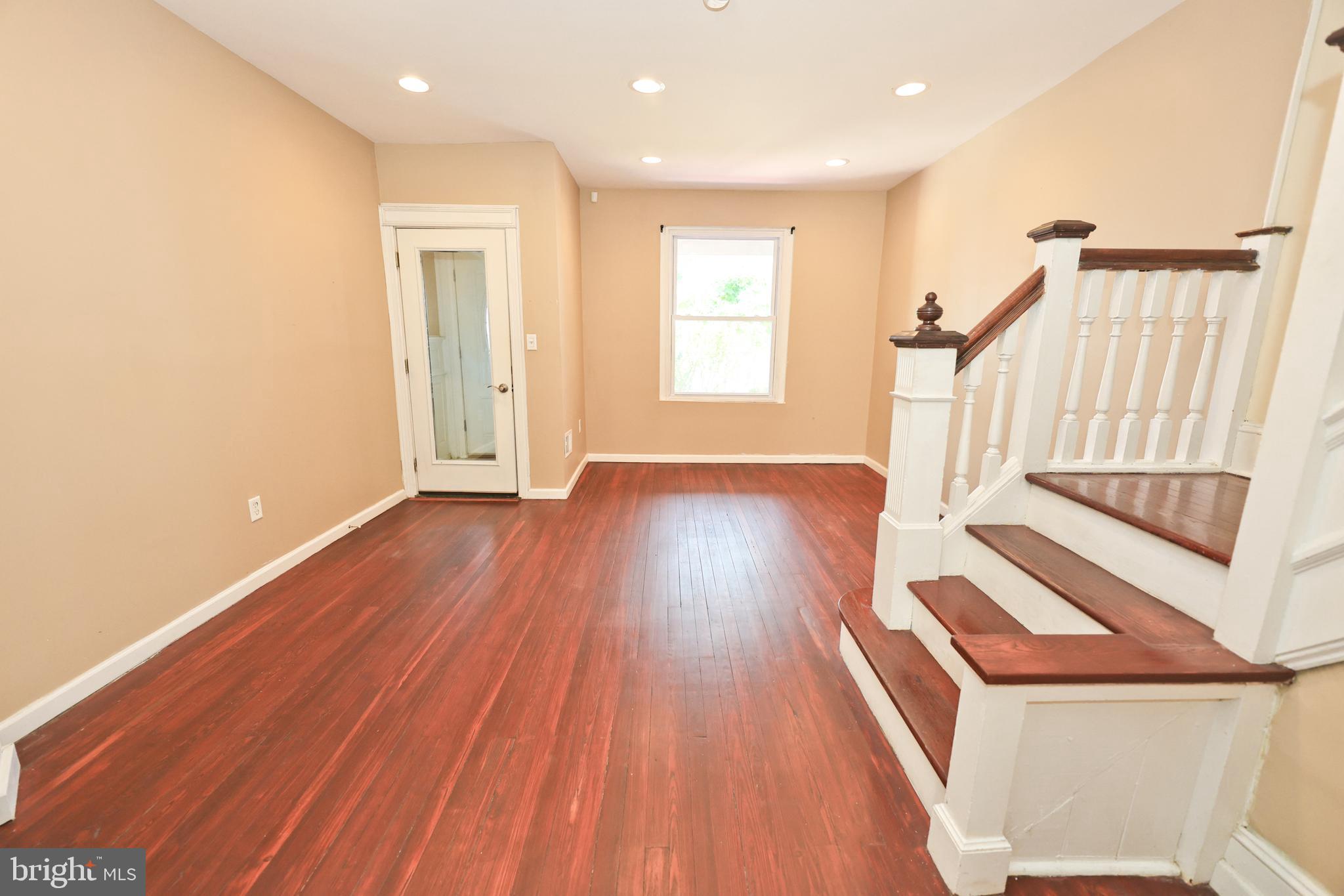 COBBS CREEK - Residential