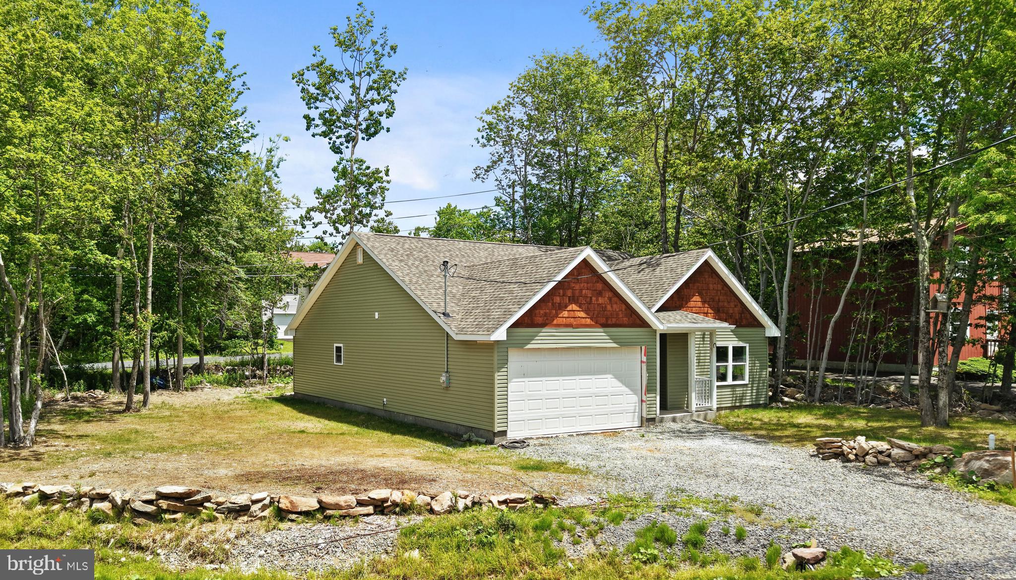 POCONO COUNTRY PLACE - Residential