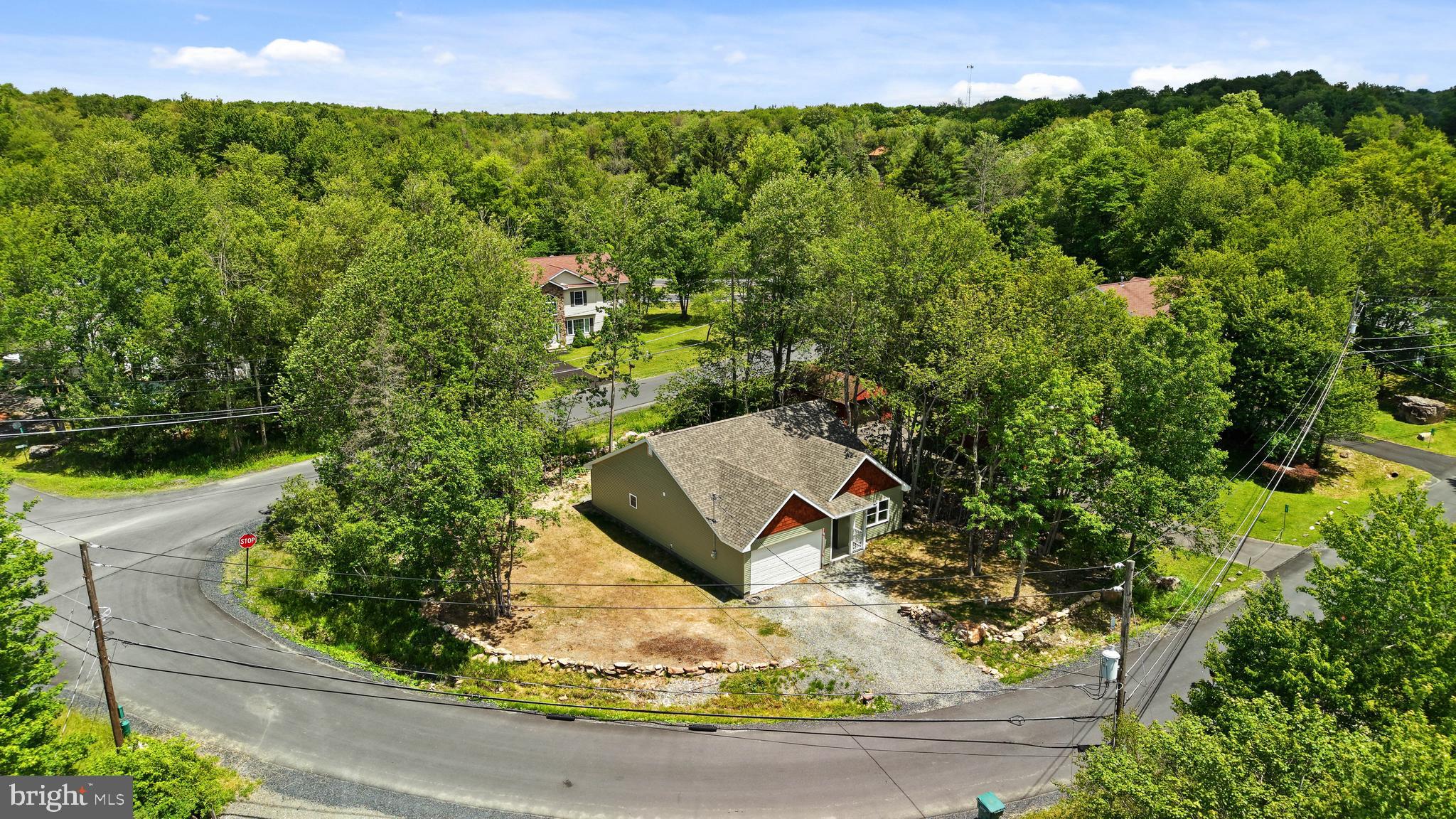 POCONO COUNTRY PLACE - Residential