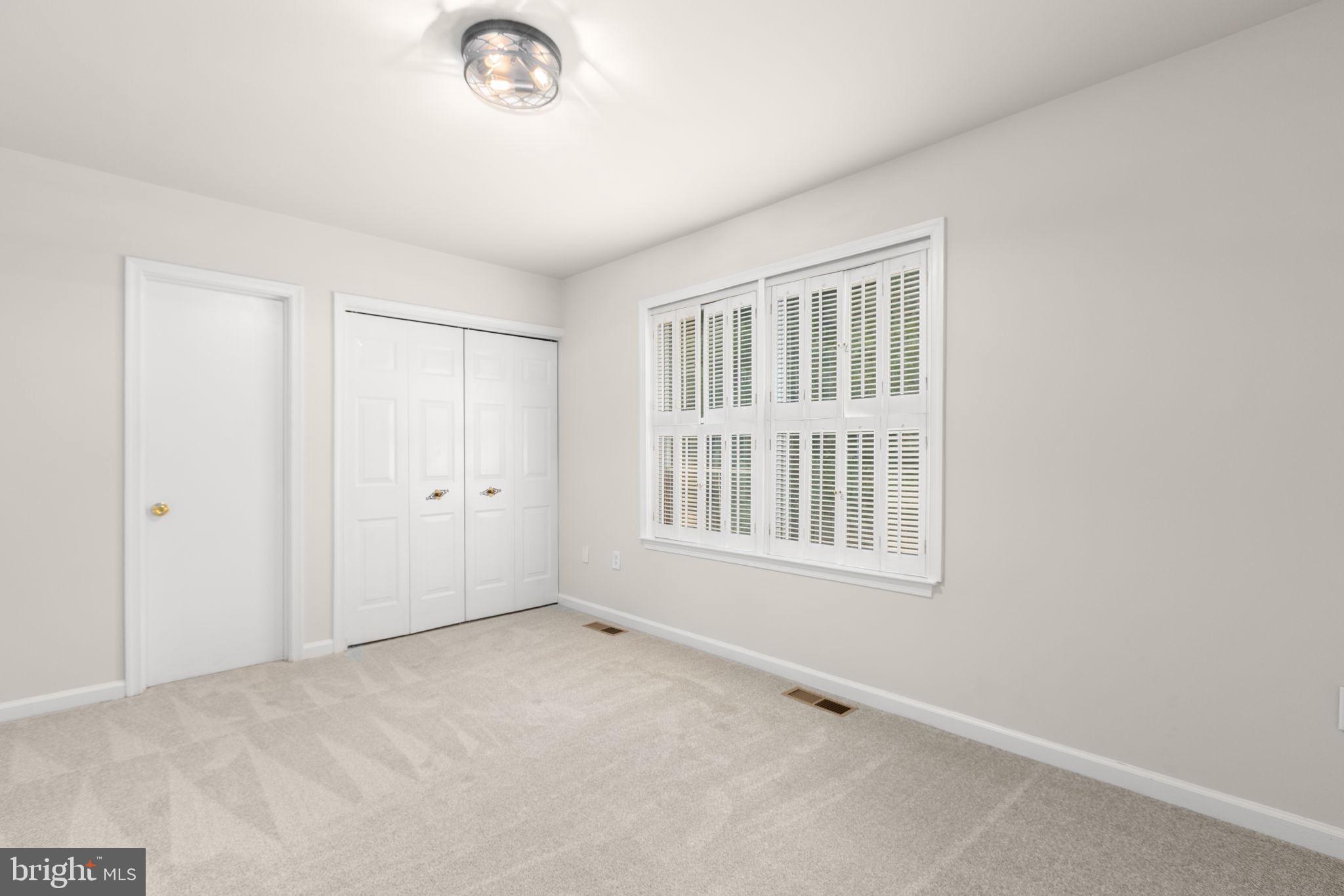 MILL GARDEN TOWNHOUSES - Residential