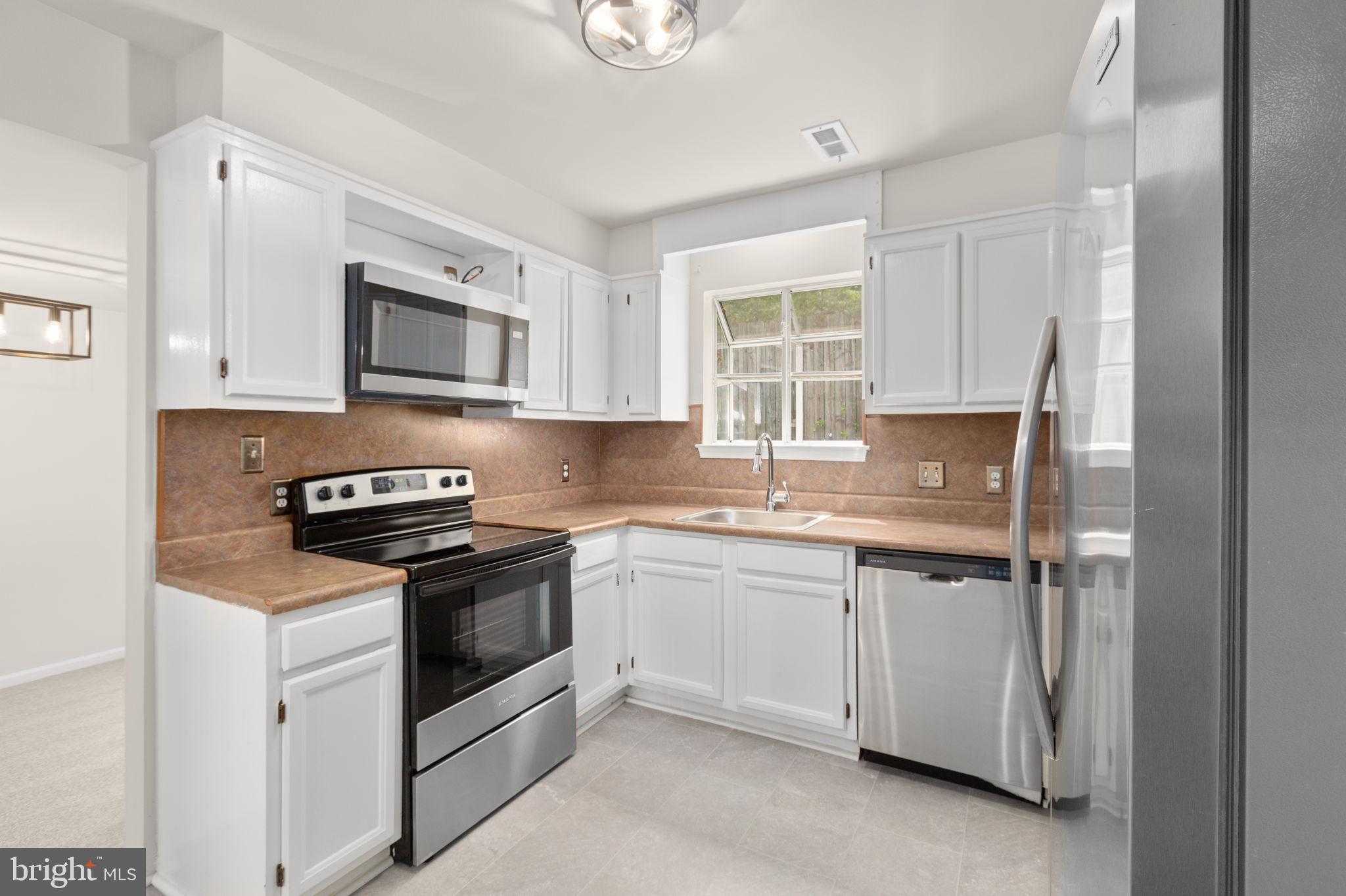 MILL GARDEN TOWNHOUSES - Residential