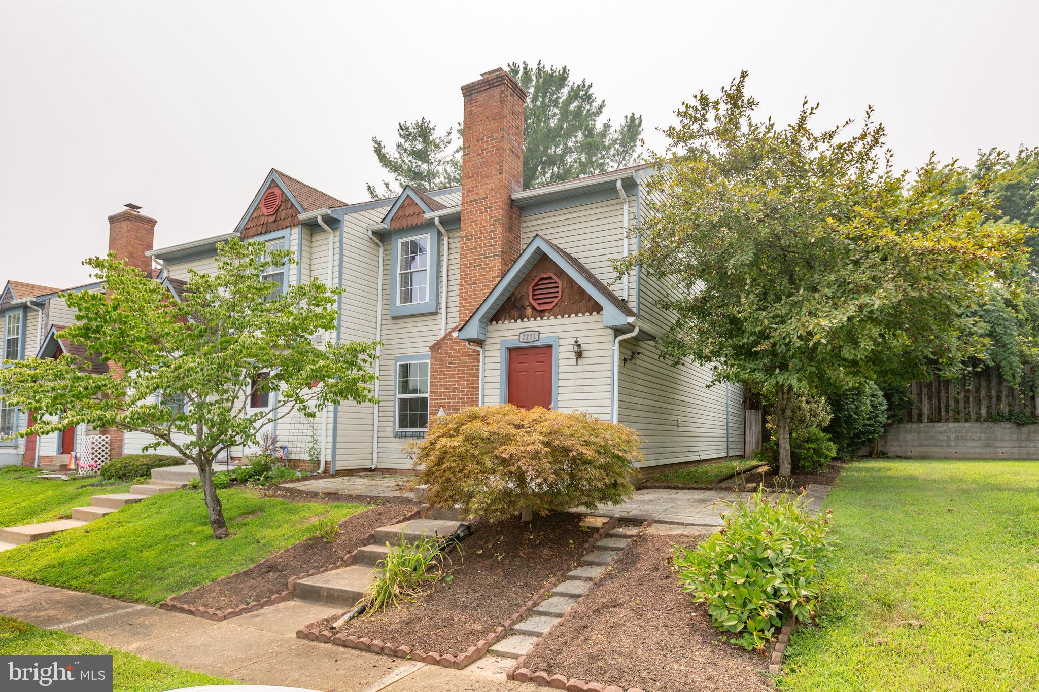 MILL GARDEN TOWNHOUSES - Residential