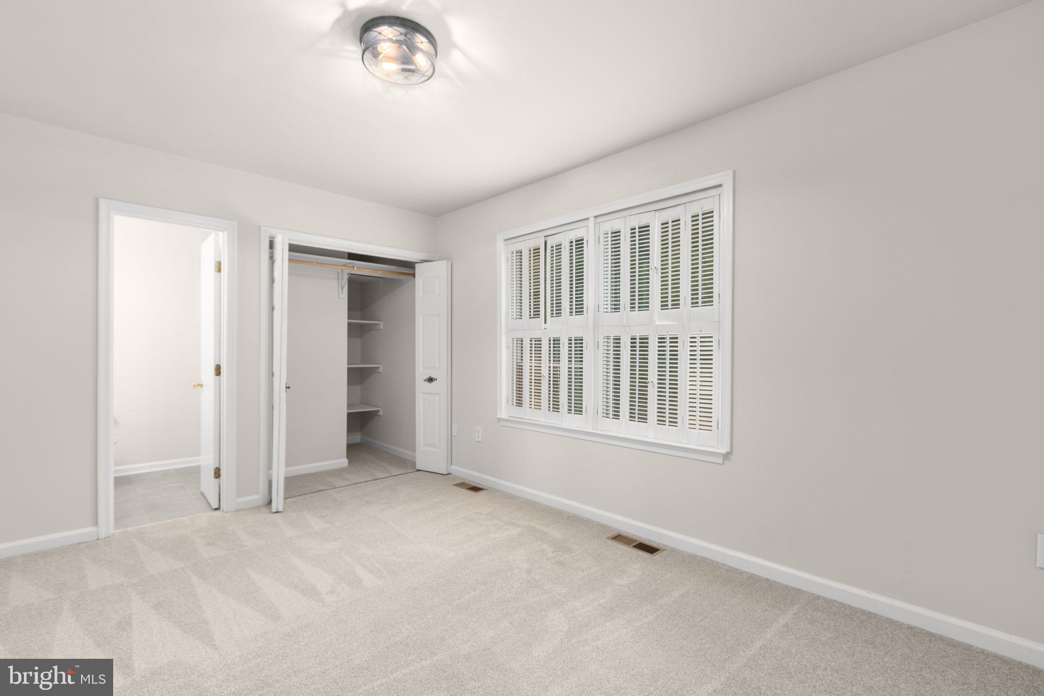 MILL GARDEN TOWNHOUSES - Residential