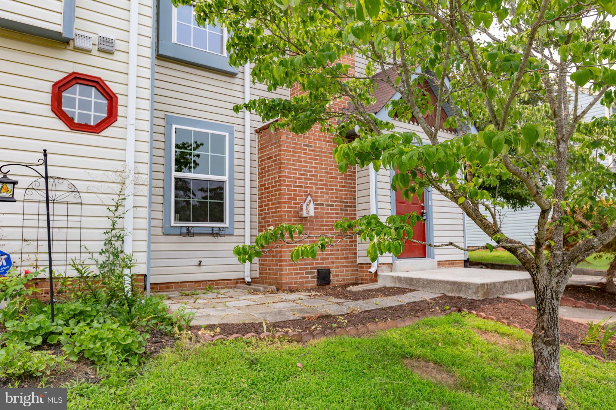 MILL GARDEN TOWNHOUSES - Residential