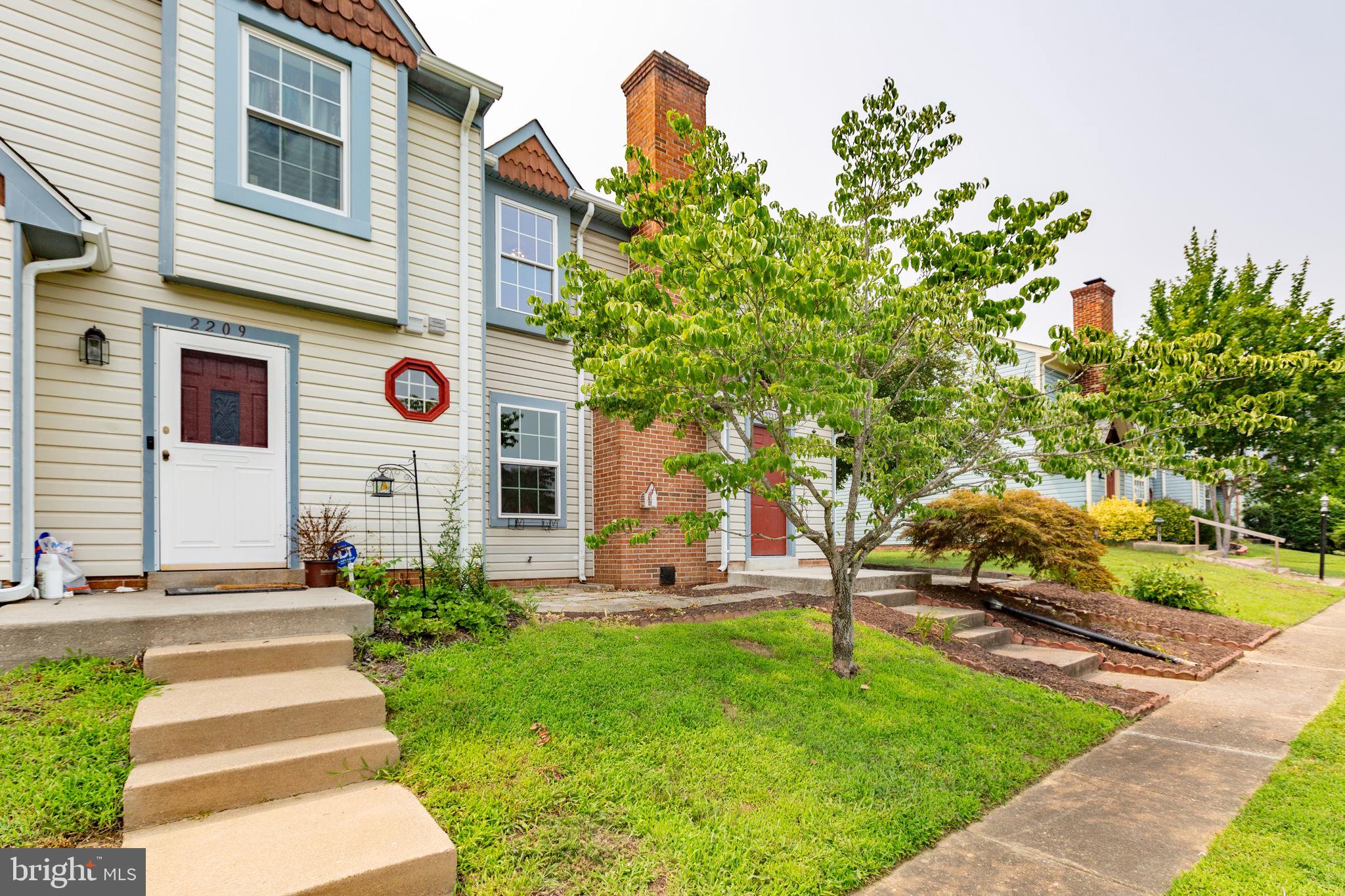MILL GARDEN TOWNHOUSES - Residential