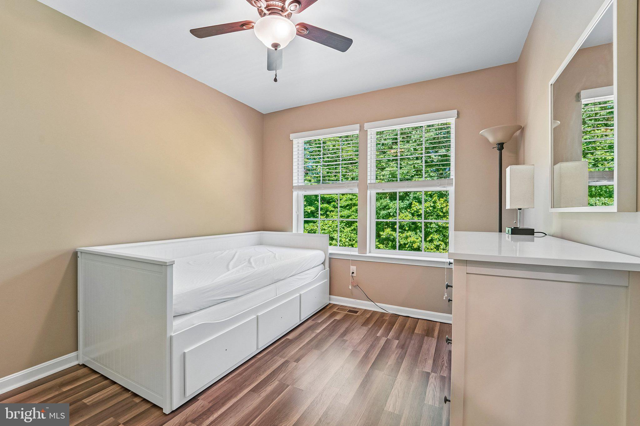 HIDDEN MEADOWS - Residential