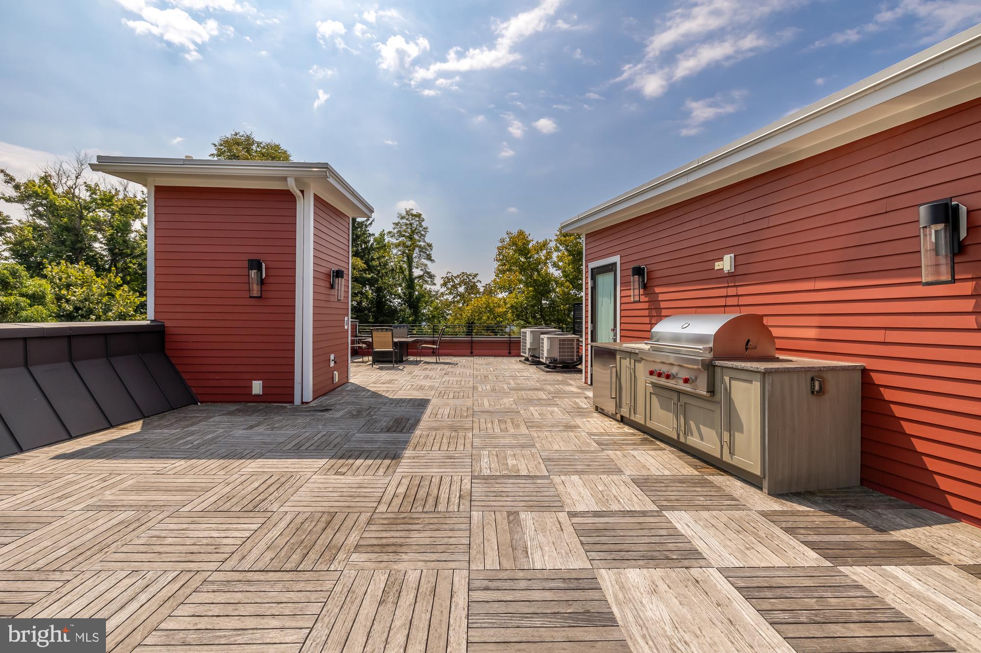 BROOKMONT - Residential