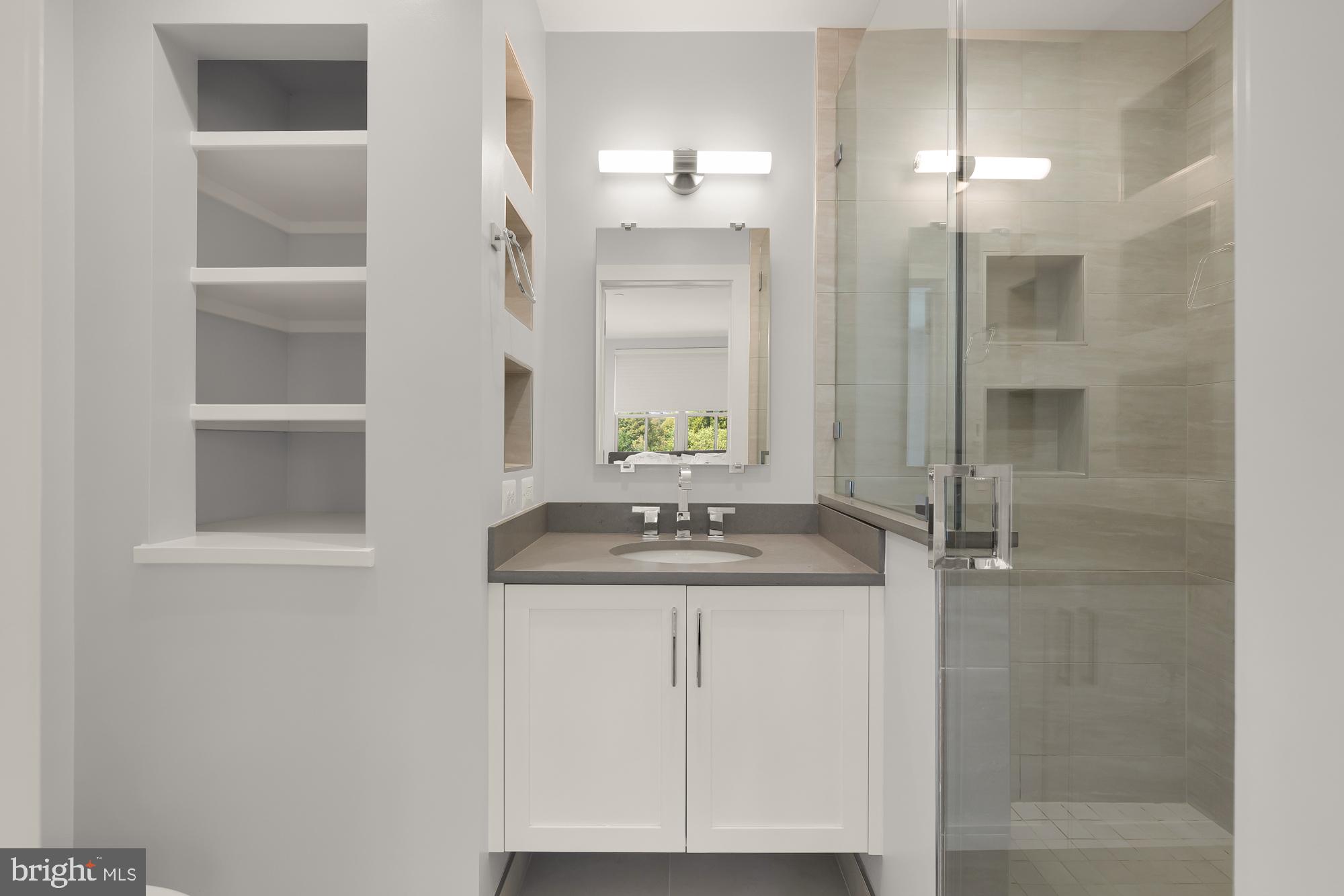 BROOKMONT - Residential
