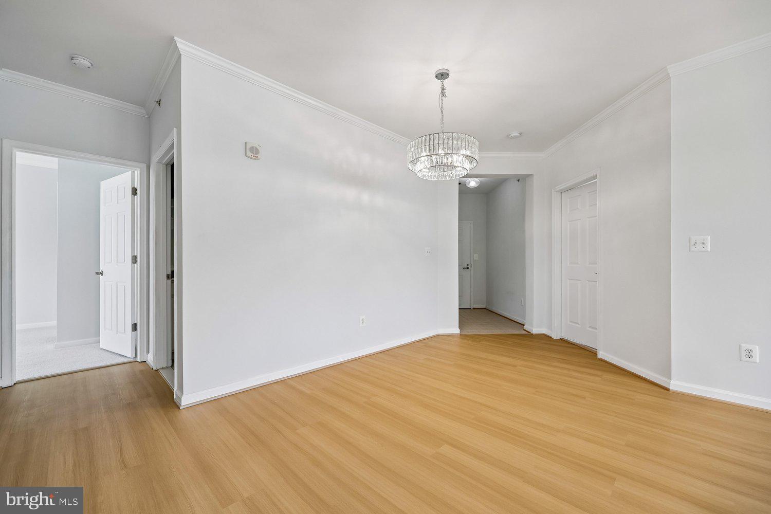 LAKELANDS RIDGE - Residential
