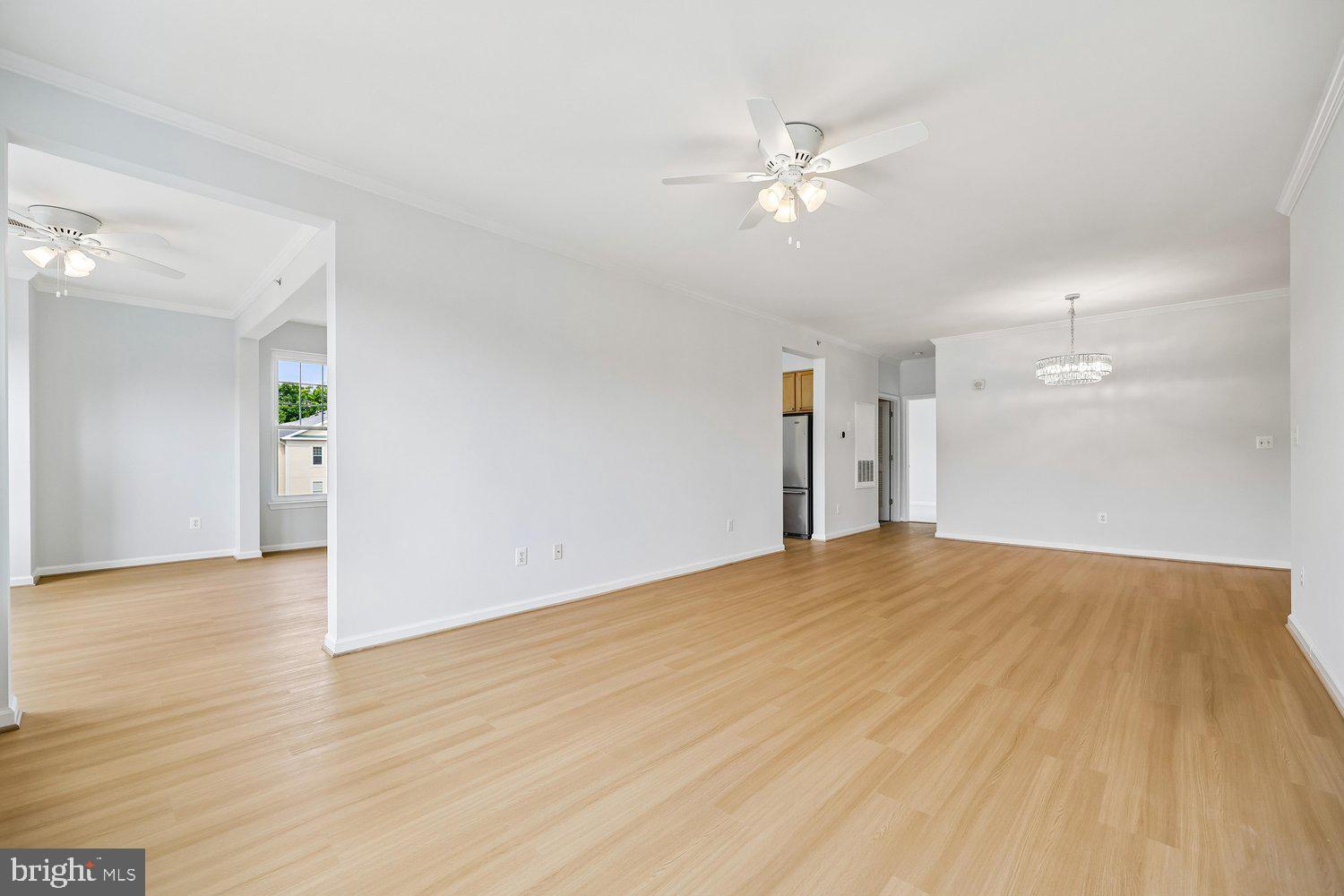 LAKELANDS RIDGE - Residential