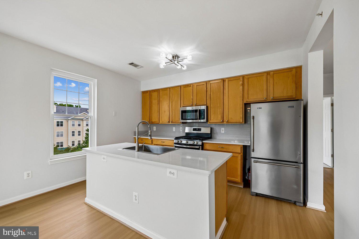 LAKELANDS RIDGE - Residential