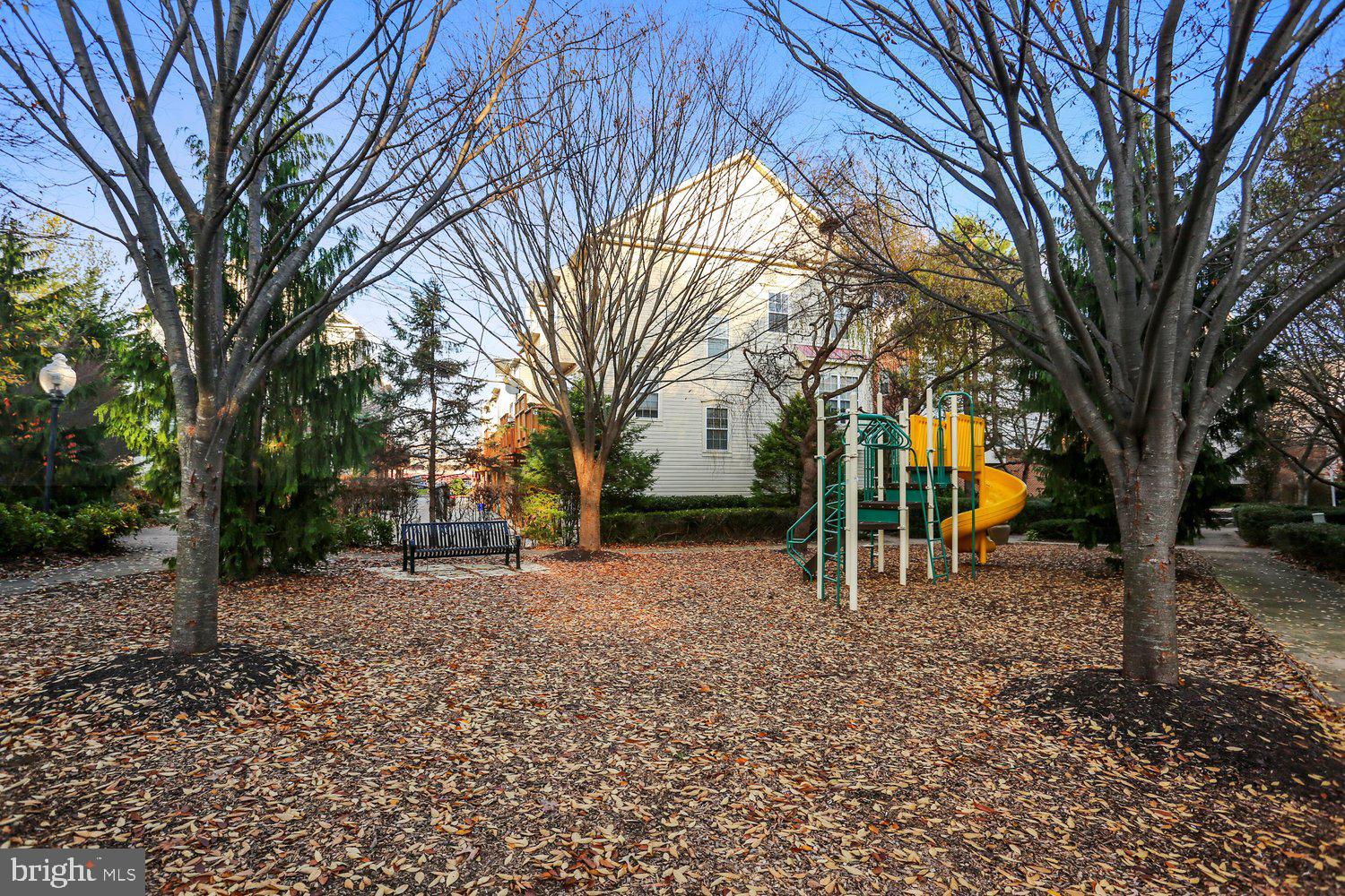 LAKELANDS RIDGE - Residential