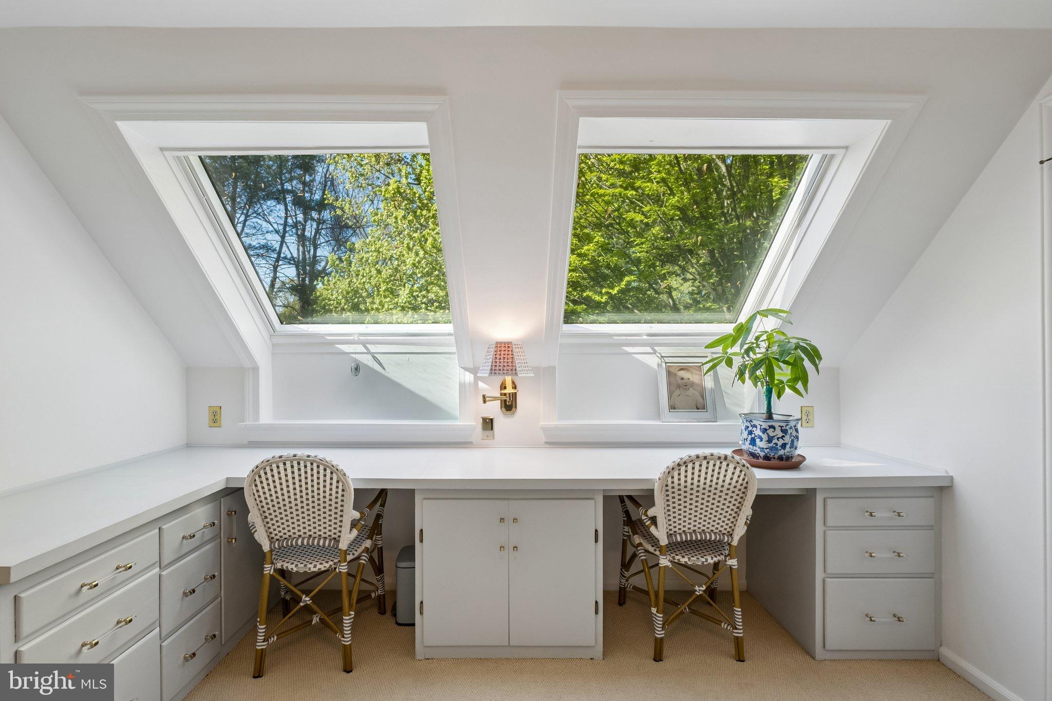 WOODBRIDGE MEADOWS - Residential