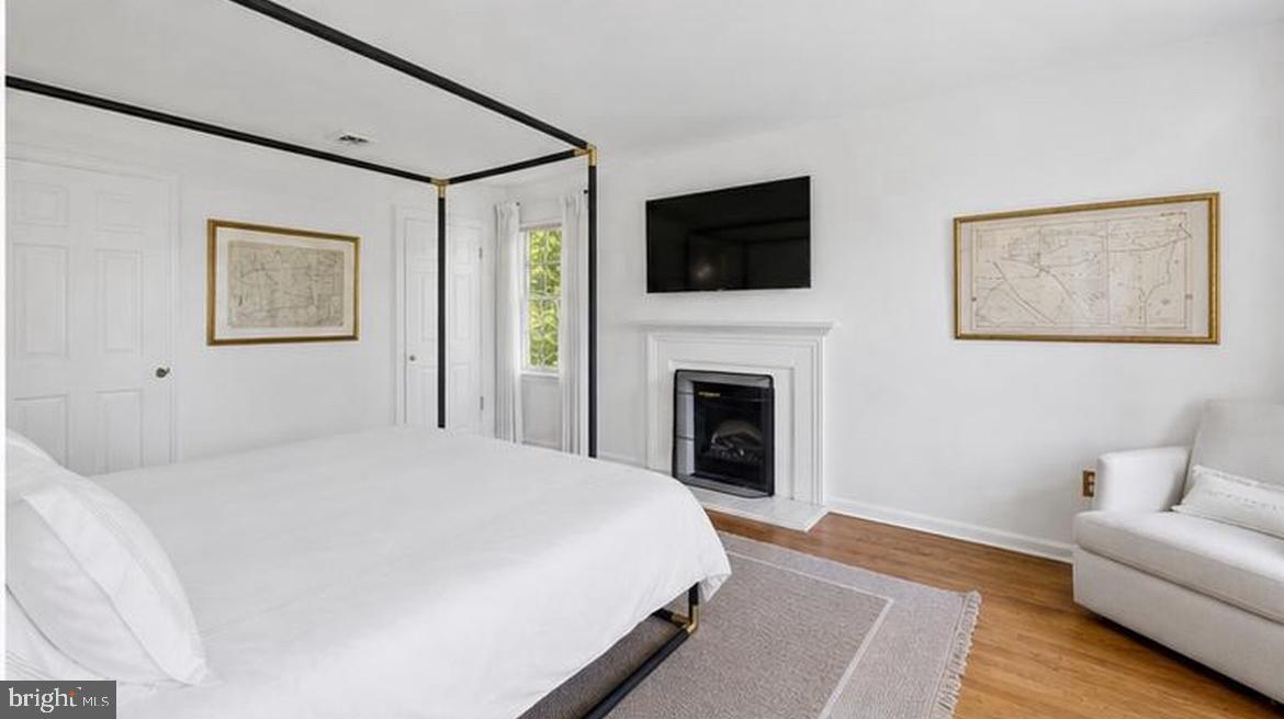 WOODBRIDGE MEADOWS - Residential