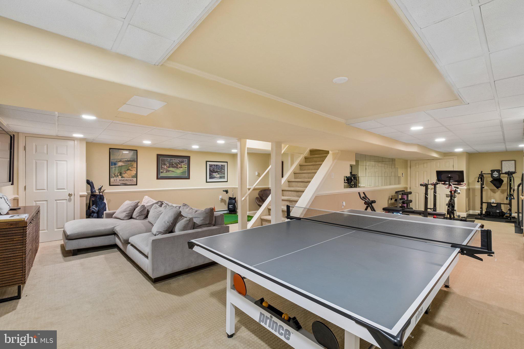 WOODBRIDGE MEADOWS - Residential