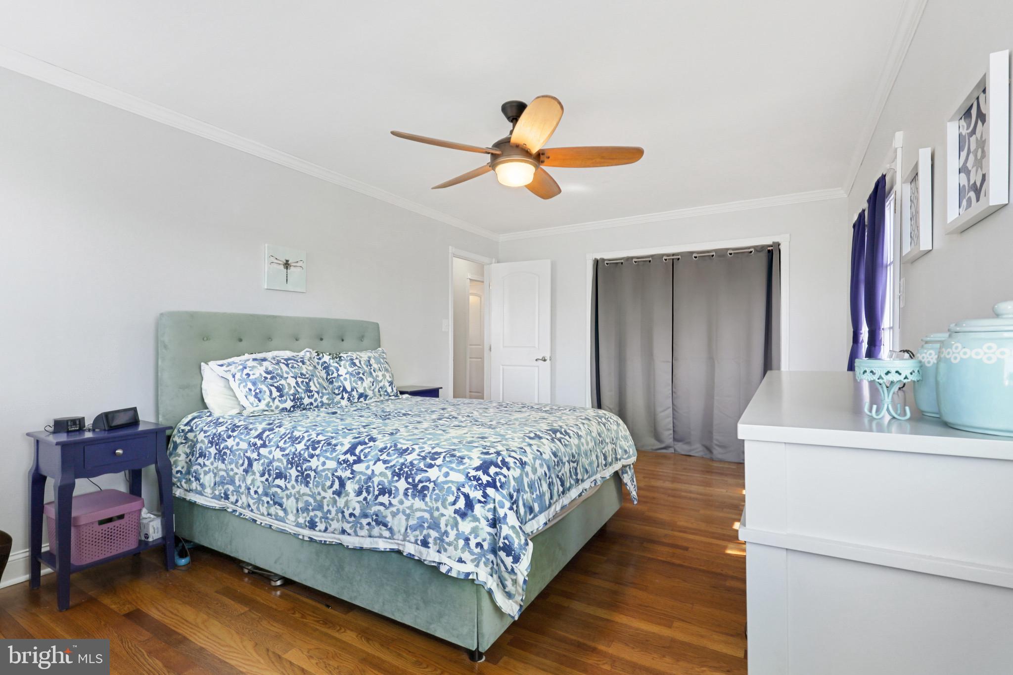 INGLEWOOD - Residential