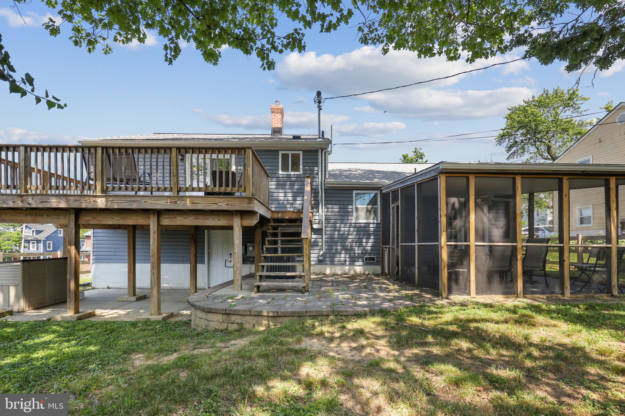 INGLEWOOD - Residential