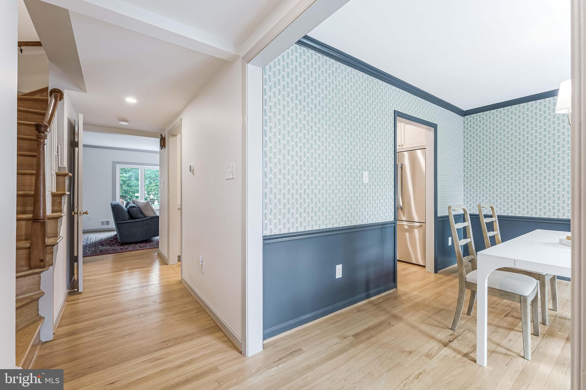 KINGS MANOR - Residential