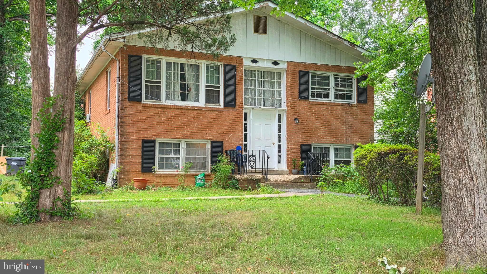 HUNTING RIDGE - Residential