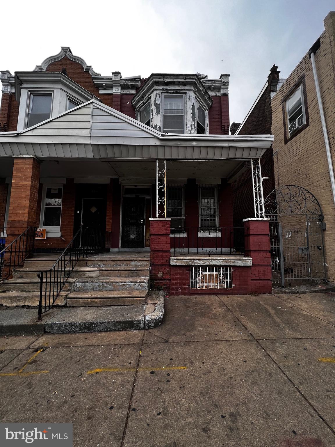 Bring your vision and renovation skills, and make this your new investment property. This 2-unit duplex has lots of potential and is situated in the West Philadelphia area. There are restaurants close by, public transportation, shopping, and schools, plus Cathedral Park and Fairmount Park are in close proximity. In need of rehab and sold as-is. Don't pass up this exceptional chance to buy a fantastic investment property with multiple sources of income.
