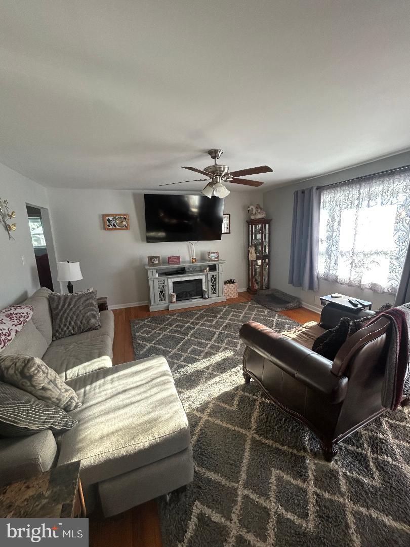 WOODLAWN HEIGHTS - Residential