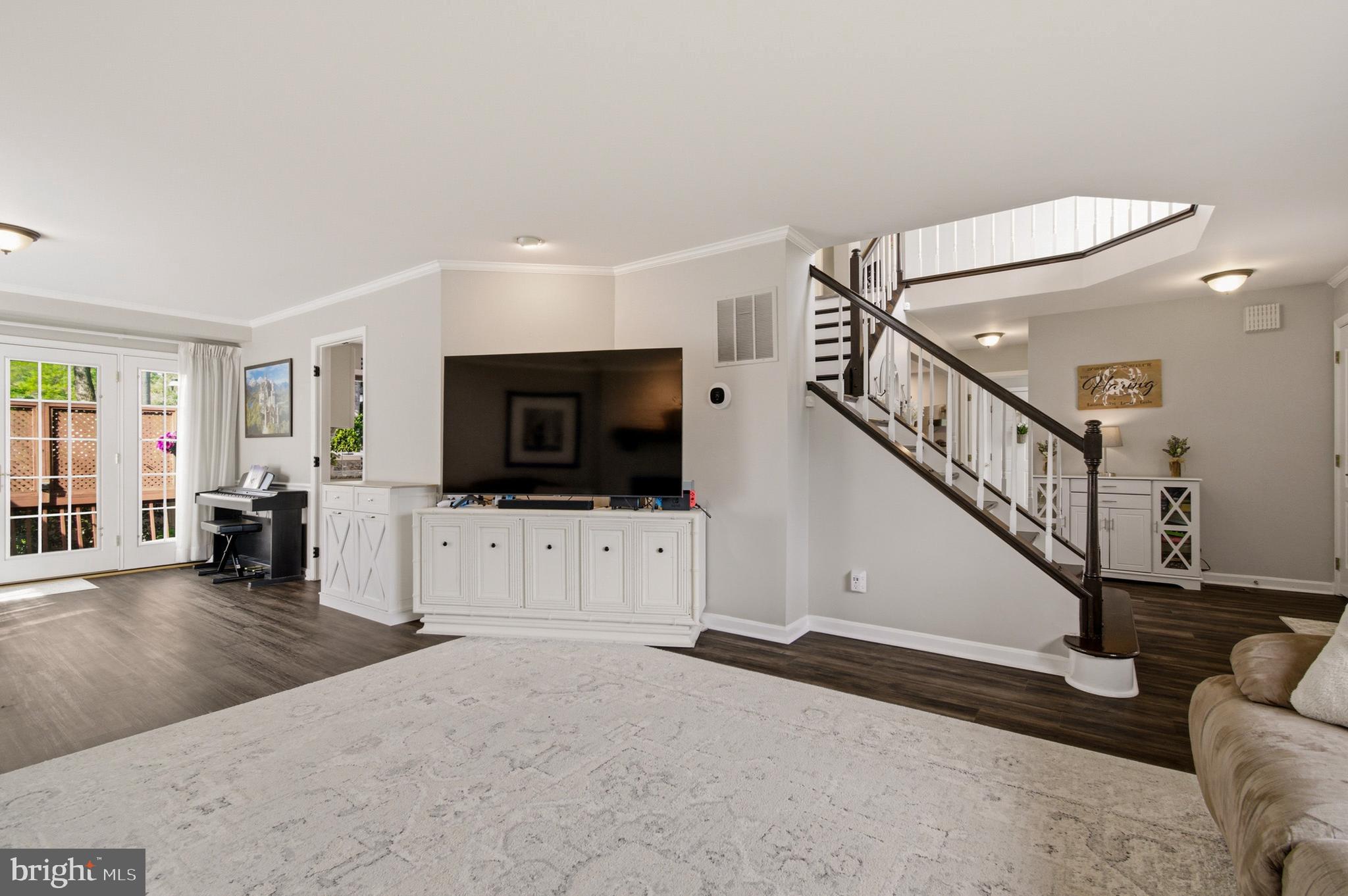 CROFTON ORCHARD - Residential