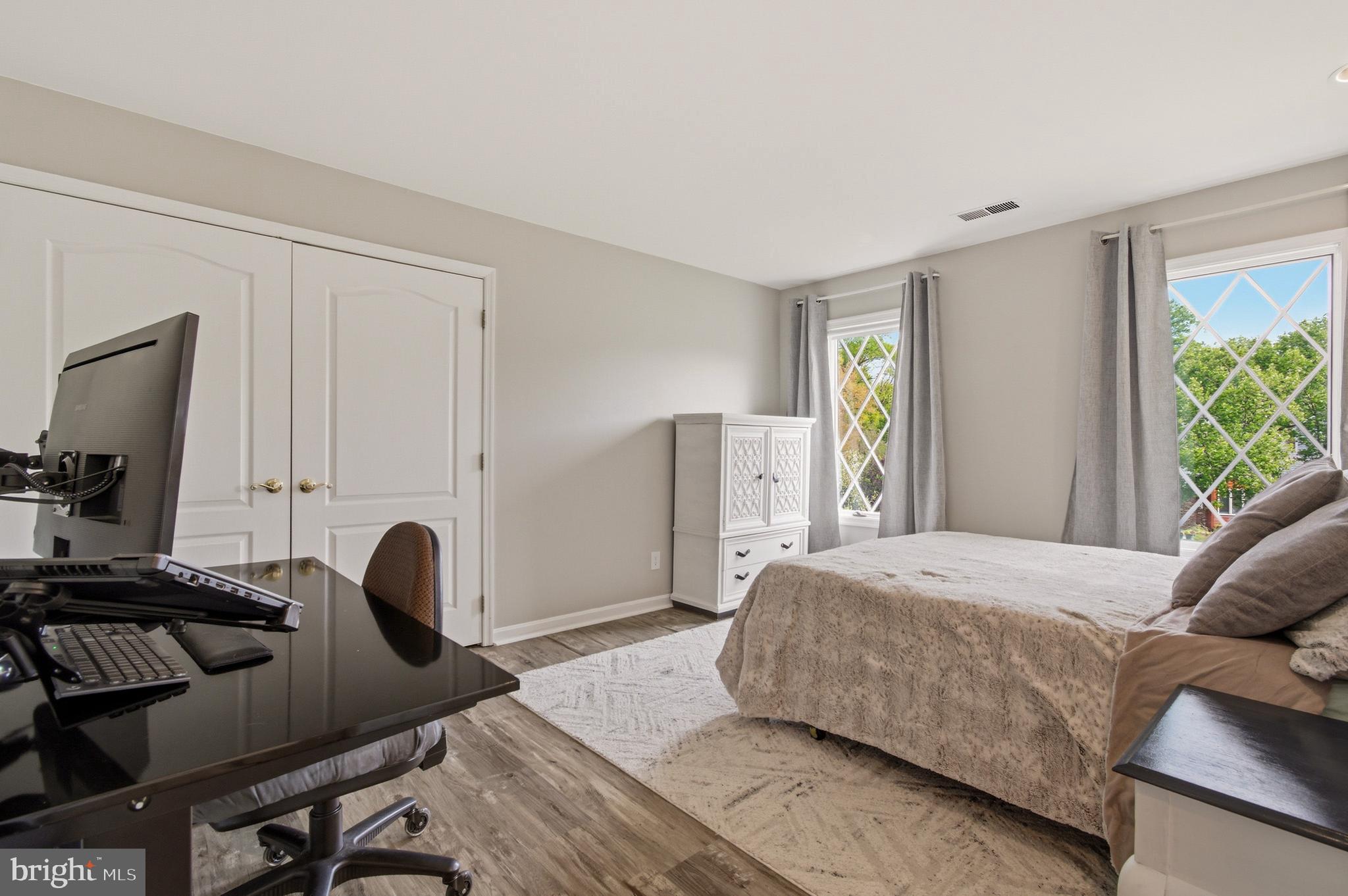 CROFTON ORCHARD - Residential