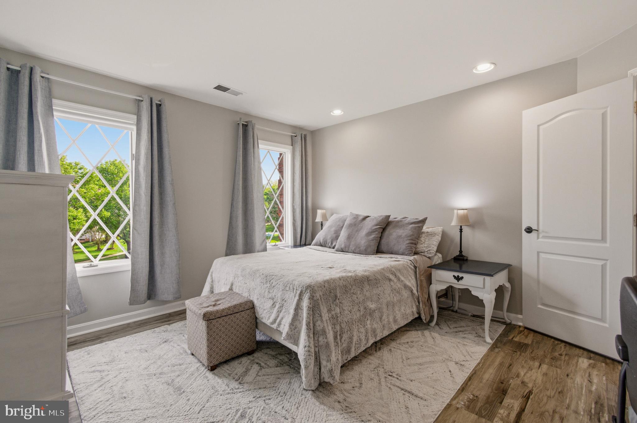 CROFTON ORCHARD - Residential