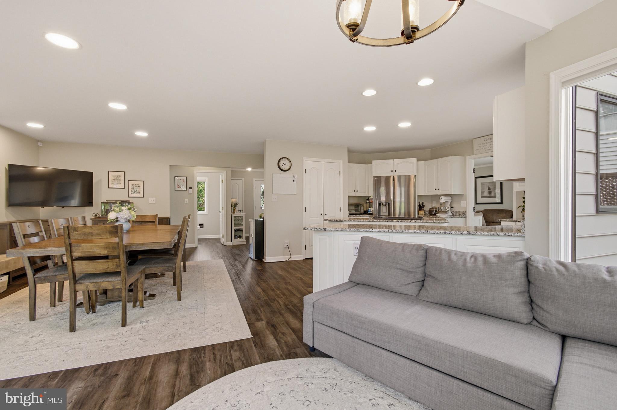CROFTON ORCHARD - Residential