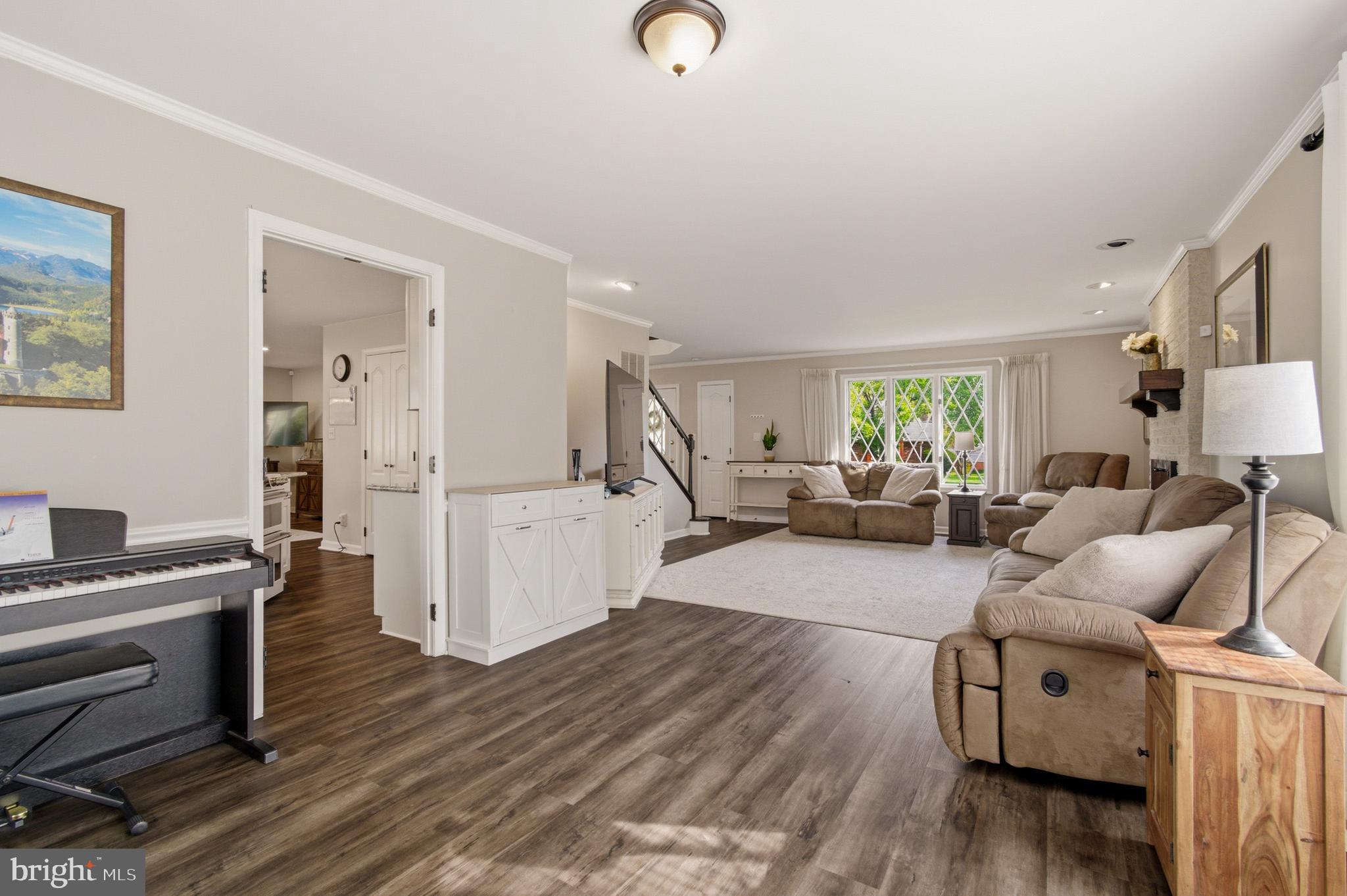 CROFTON ORCHARD - Residential