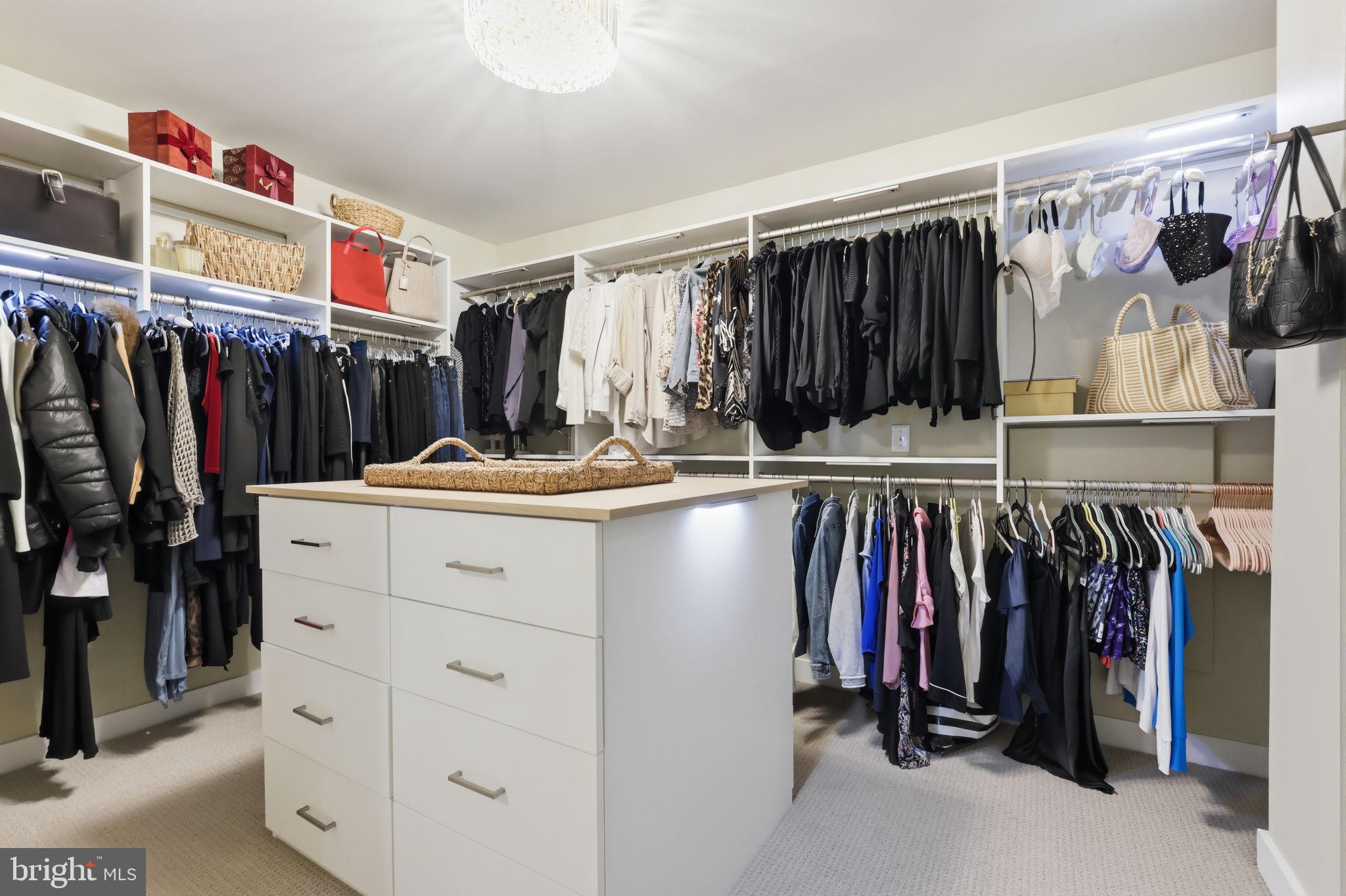 YARDLEY WOODS - Residential