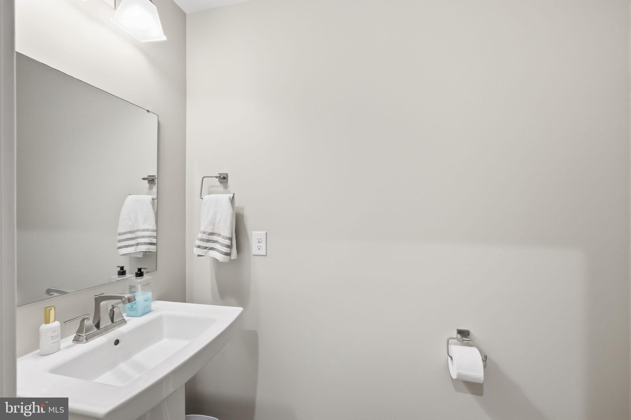 YARDLEY WOODS - Residential