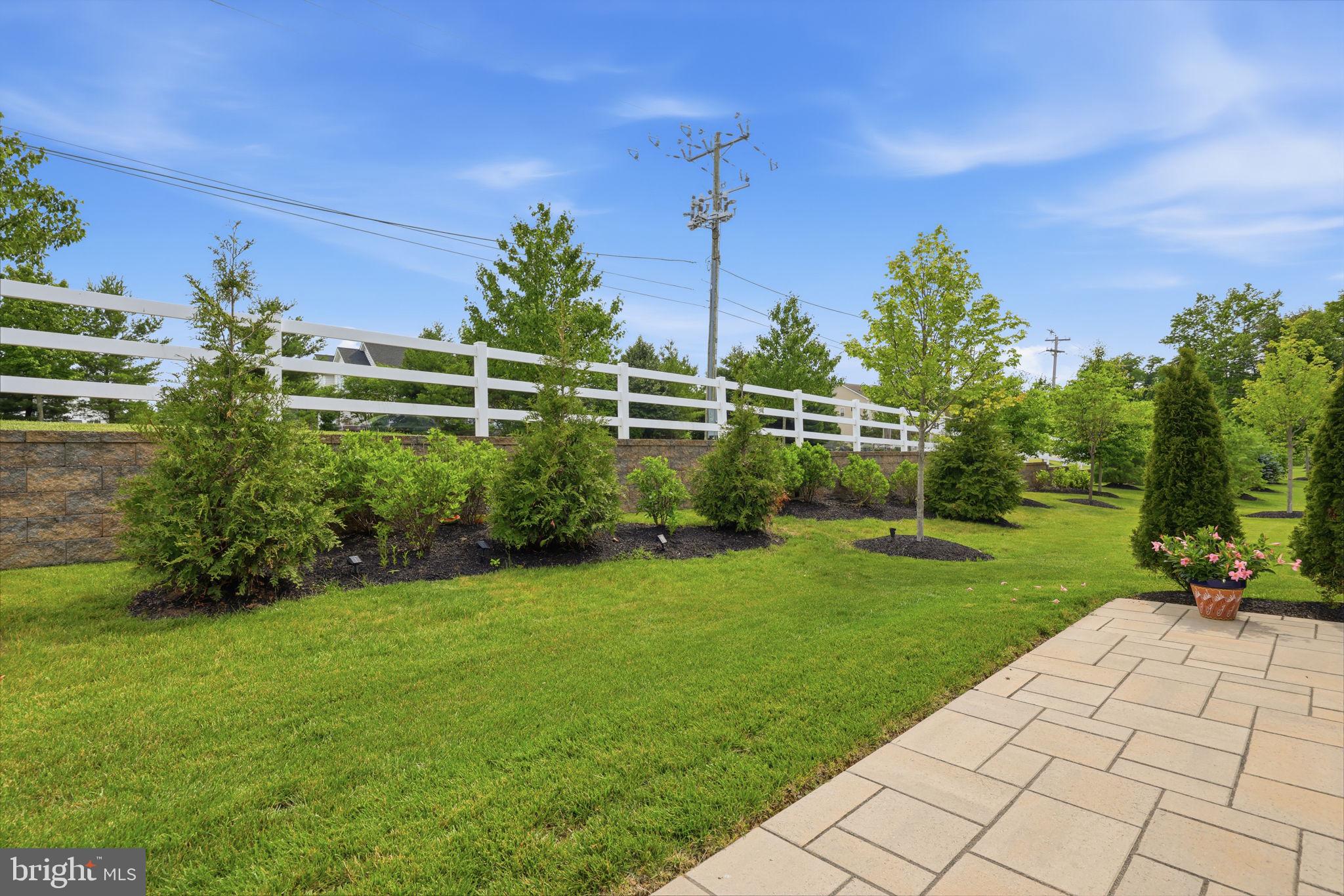 YARDLEY WOODS - Residential