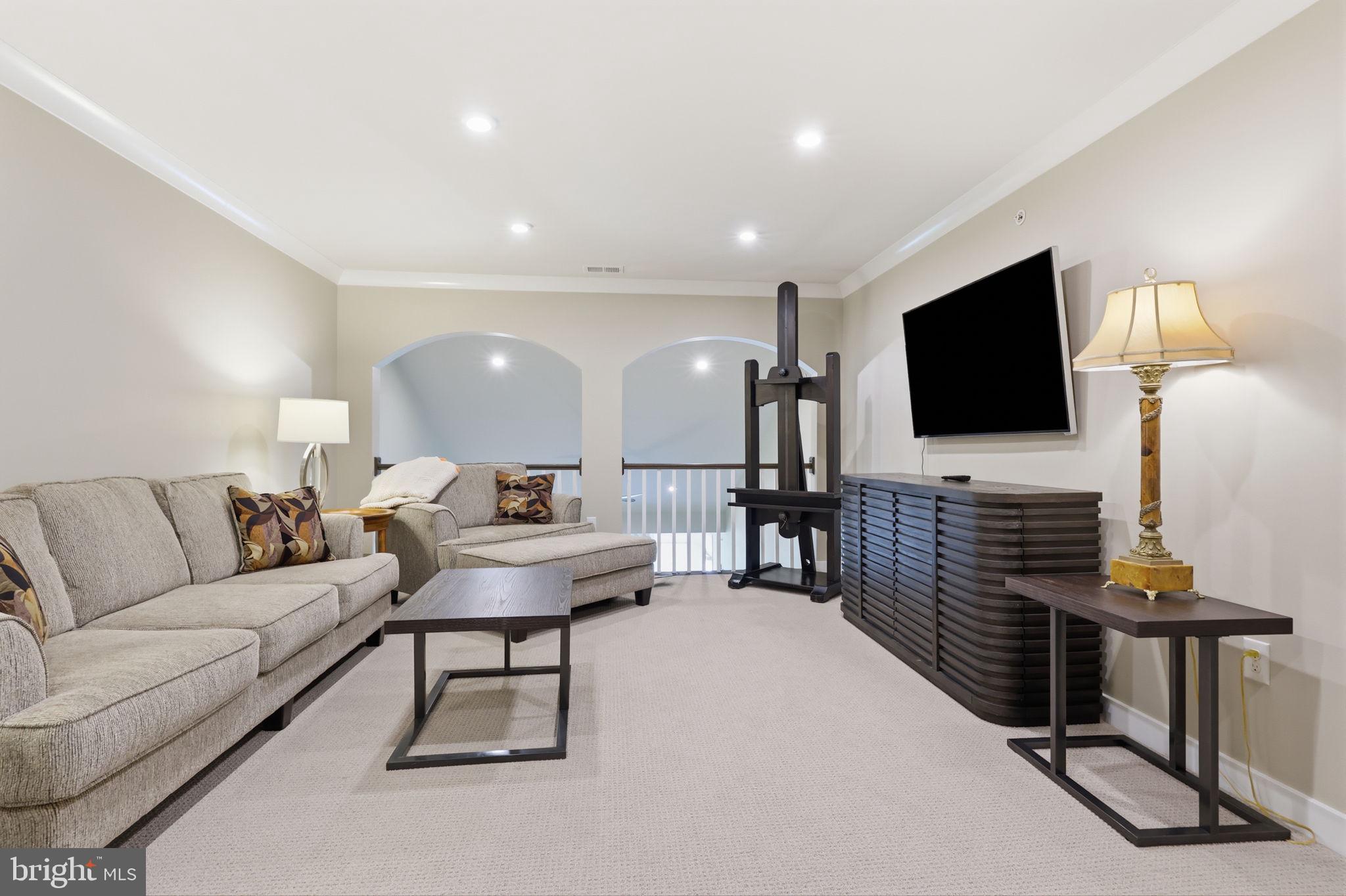 YARDLEY WOODS - Residential