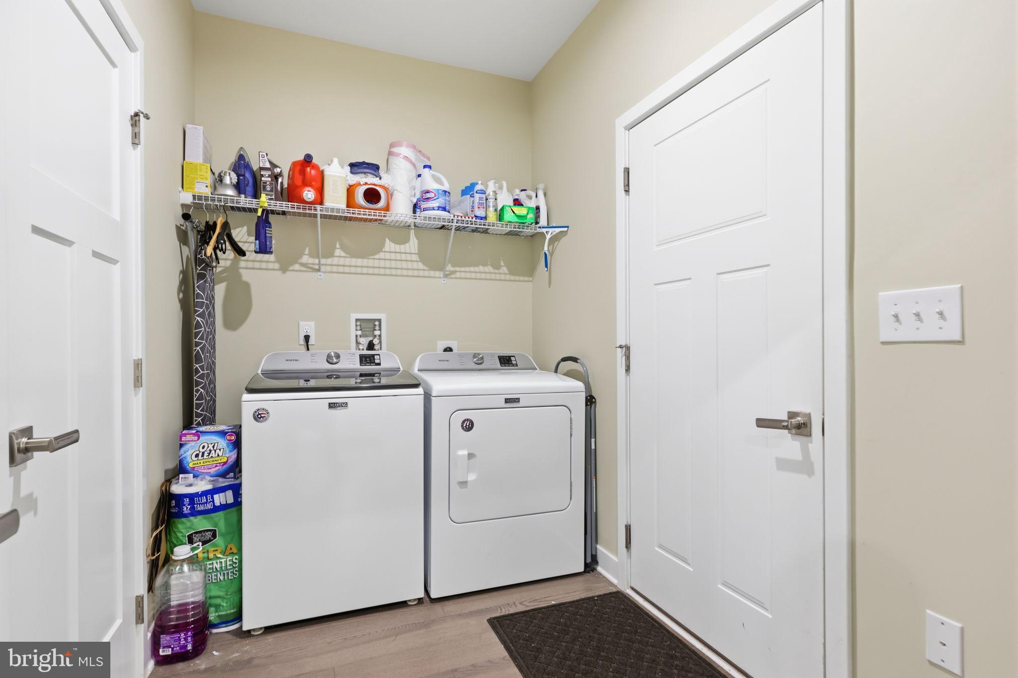YARDLEY WOODS - Residential