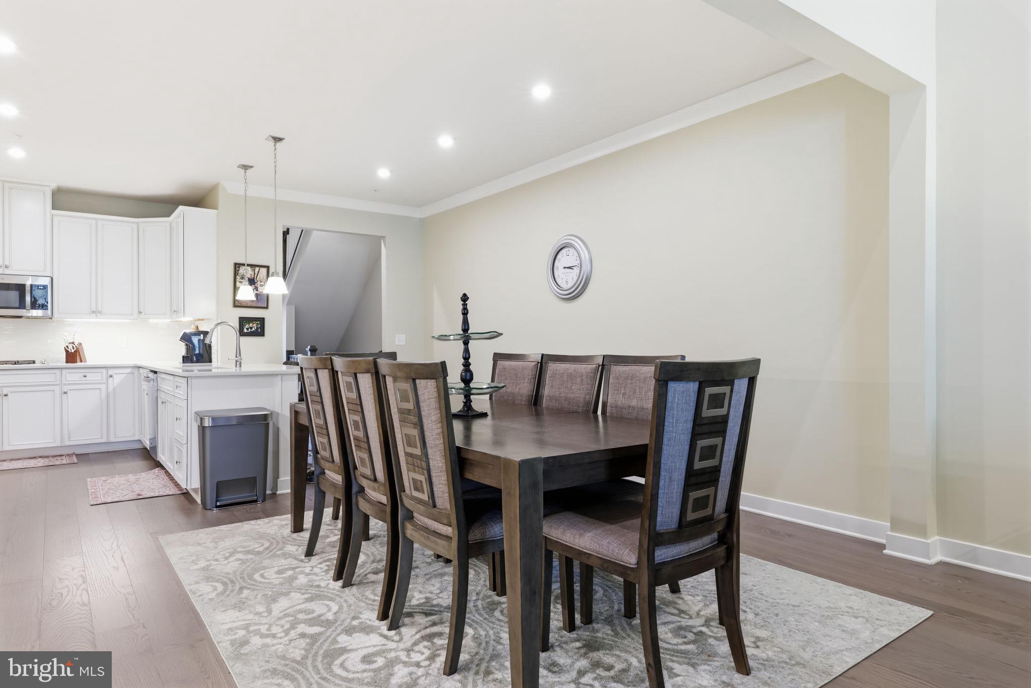 YARDLEY WOODS - Residential