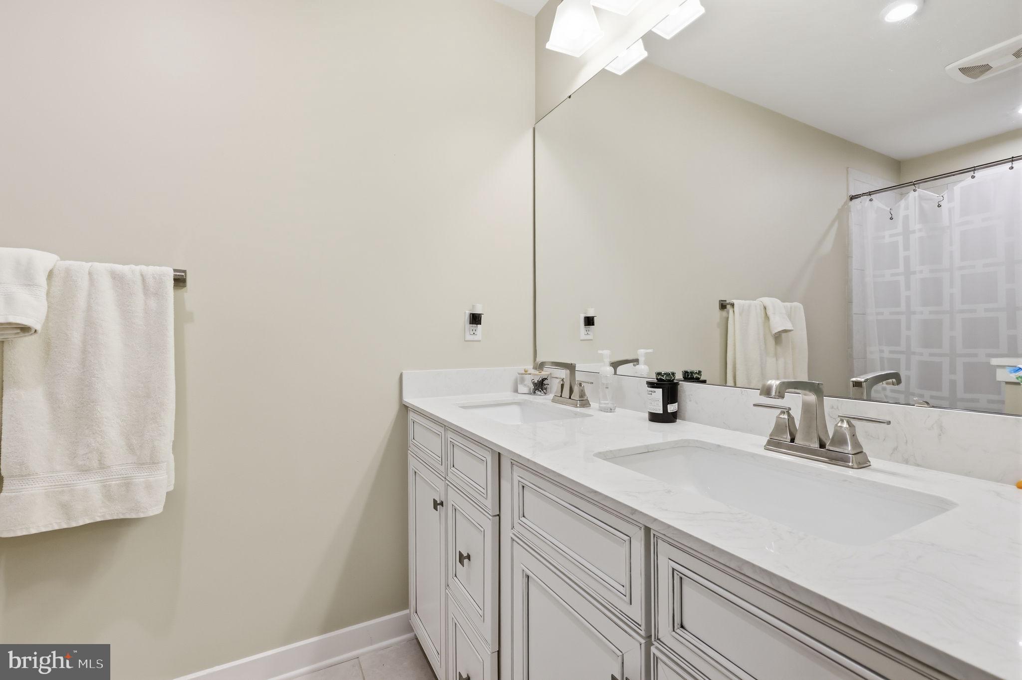 YARDLEY WOODS - Residential
